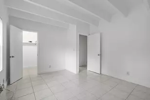 330 NW 20th St, Boca Raton, FL 33431 - Photo 1