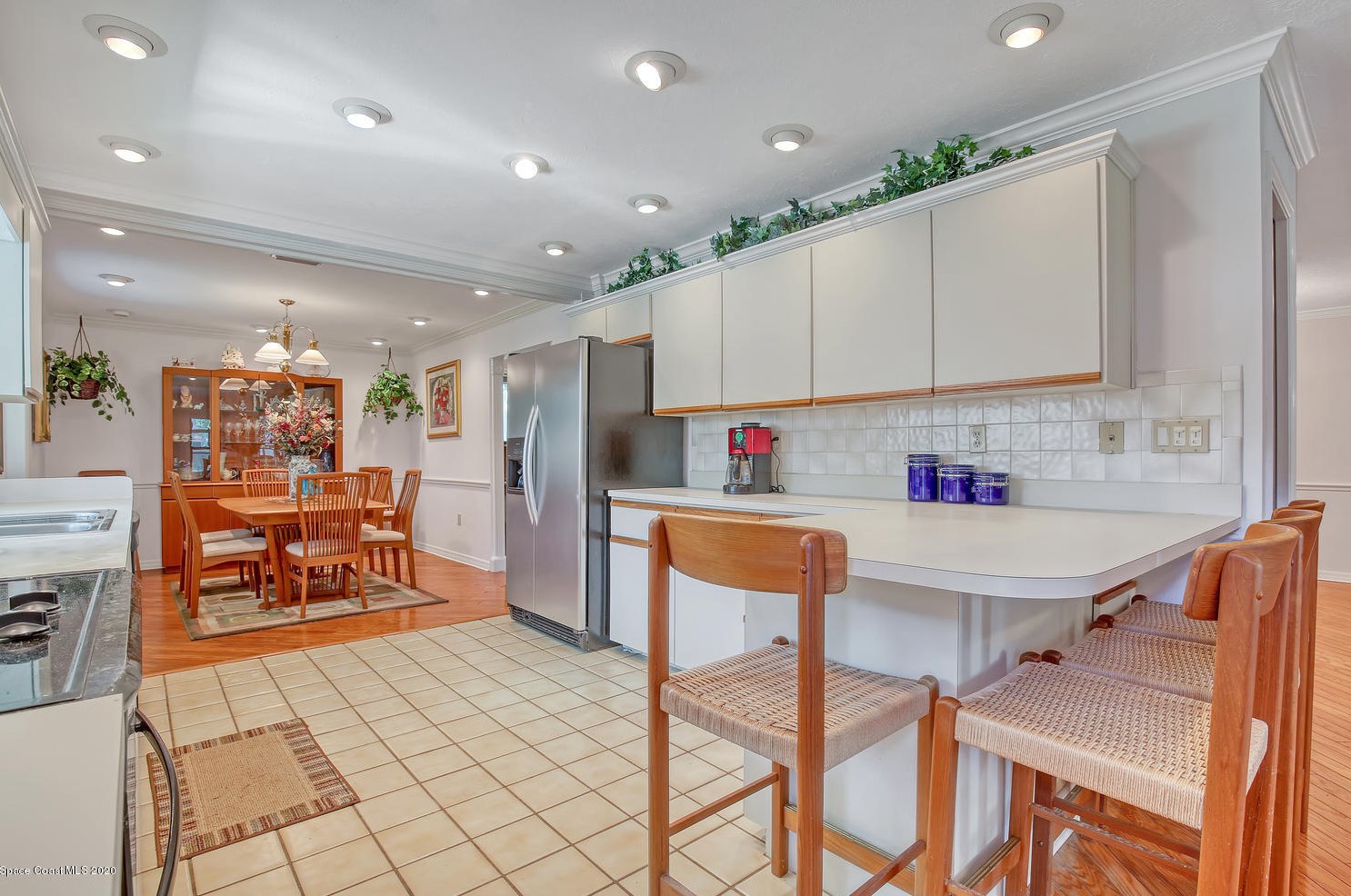 1490 Oaks Dr, Merritt Island FL exterior