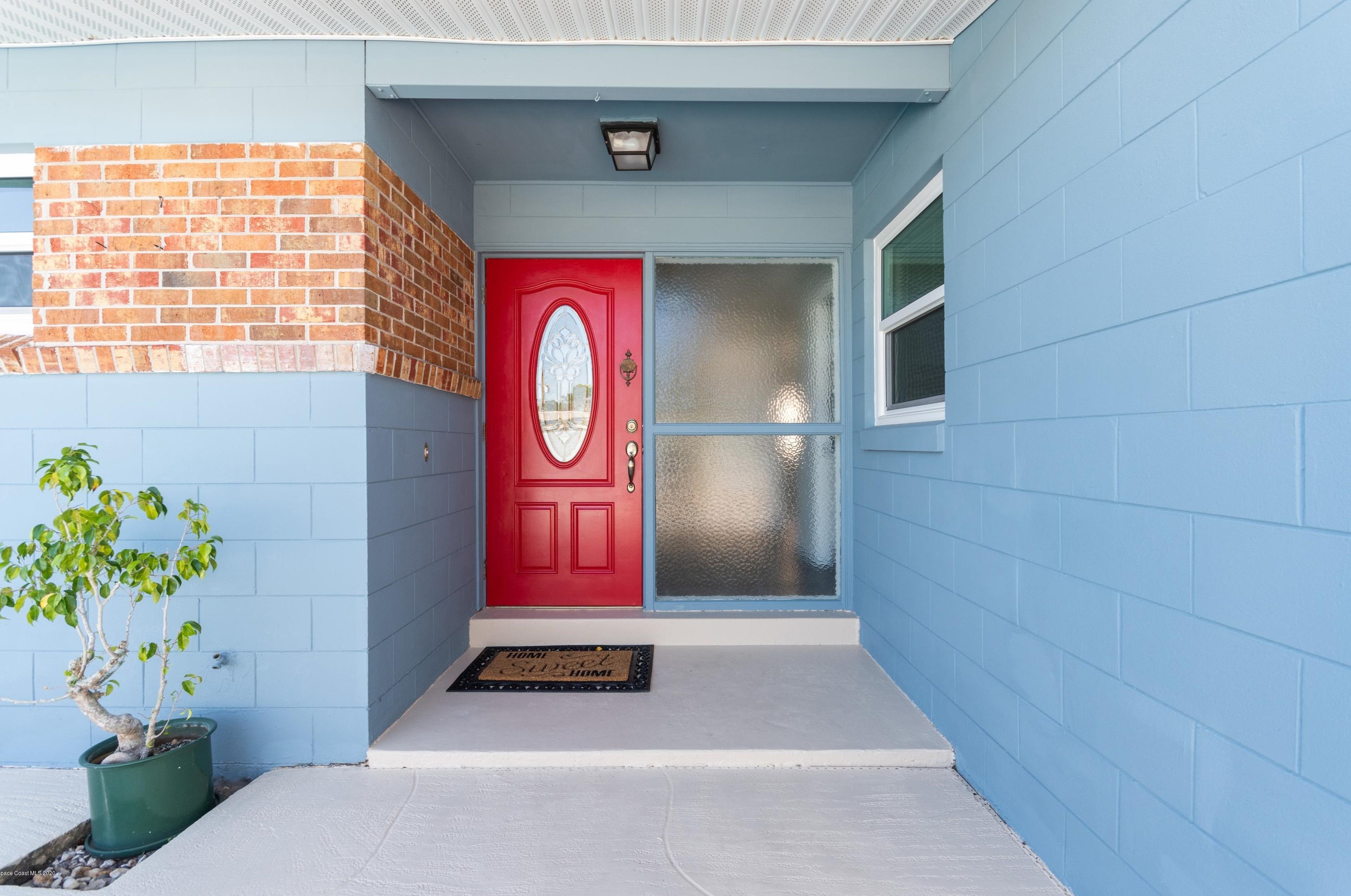 245 Carib Dr, Merritt Island FL 32952-3646 exterior