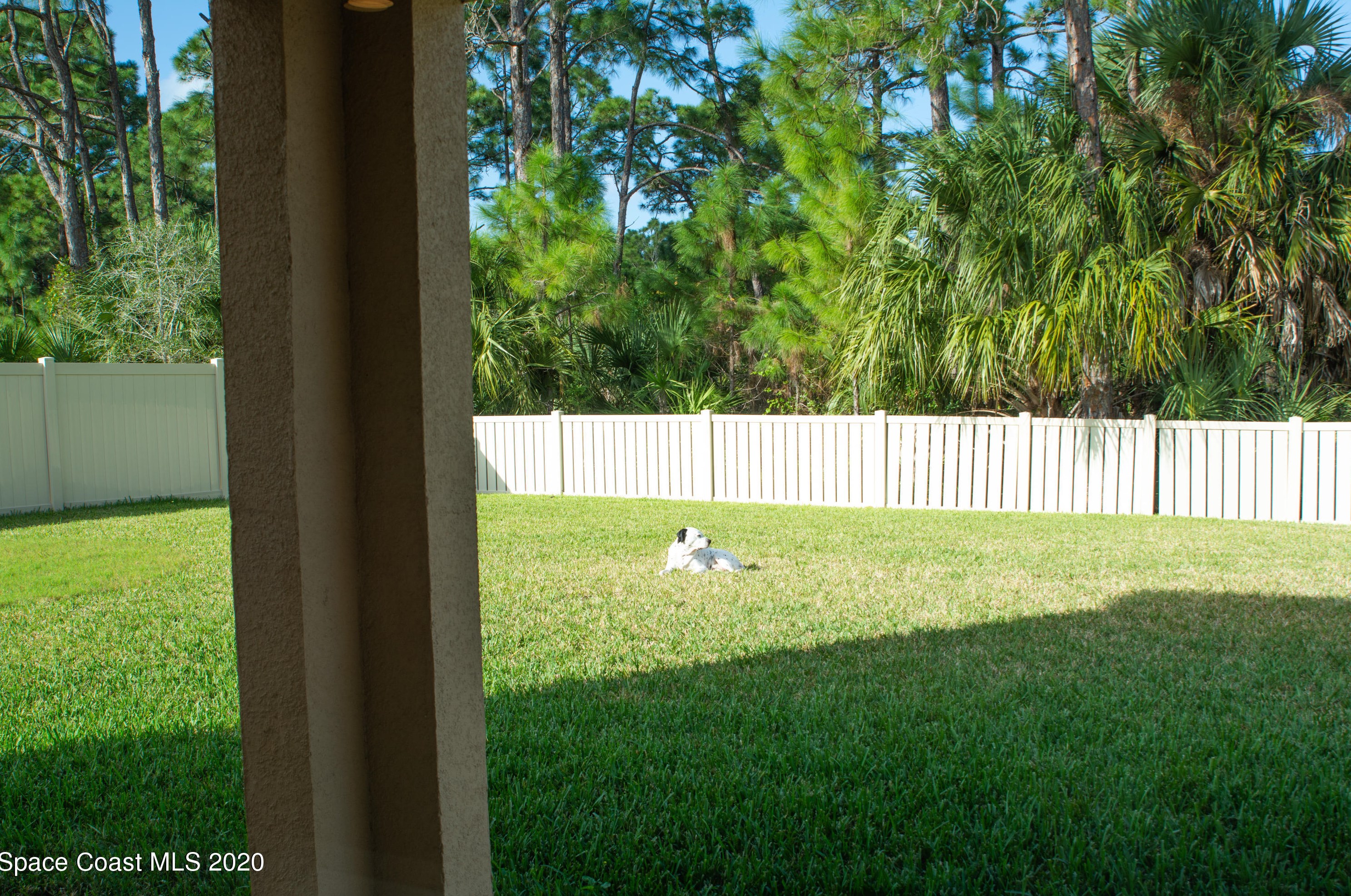 674 Easton Frst Cir, Melbourne FL 32909-6847 exterior