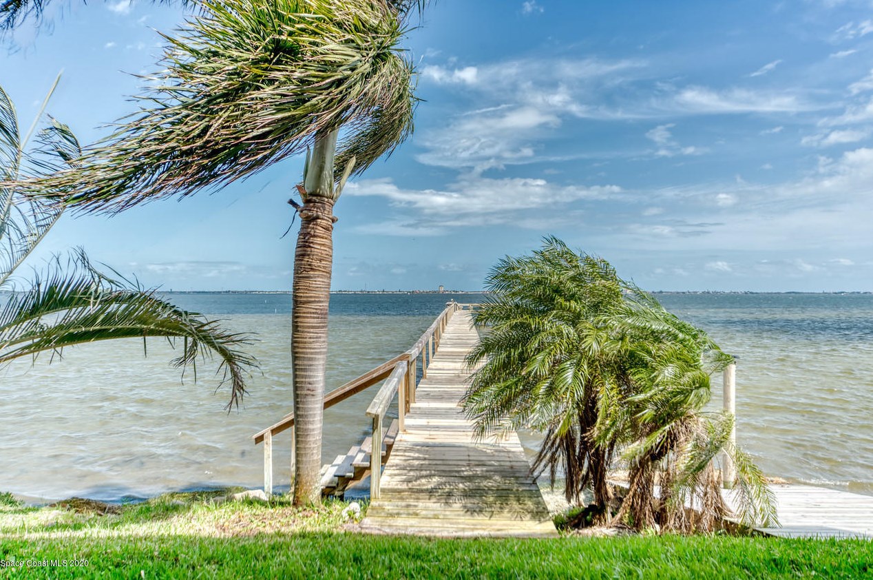 4453 Dixie Hwy, Melbourne FL  32905-4333 exterior