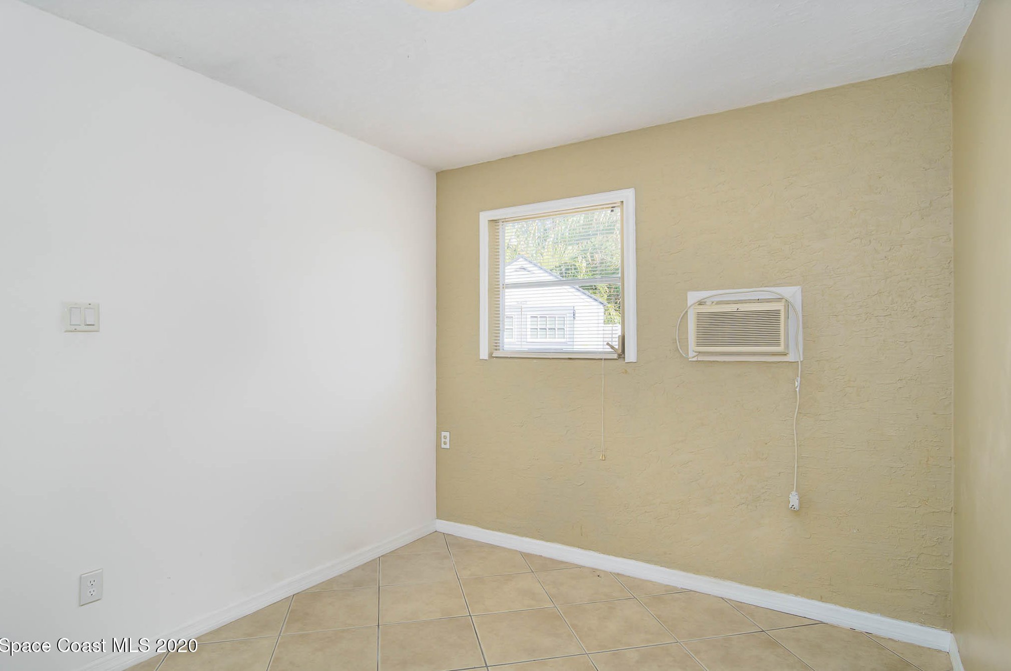 570 Needle Blvd, Merritt Island FL 32953-3316 exterior