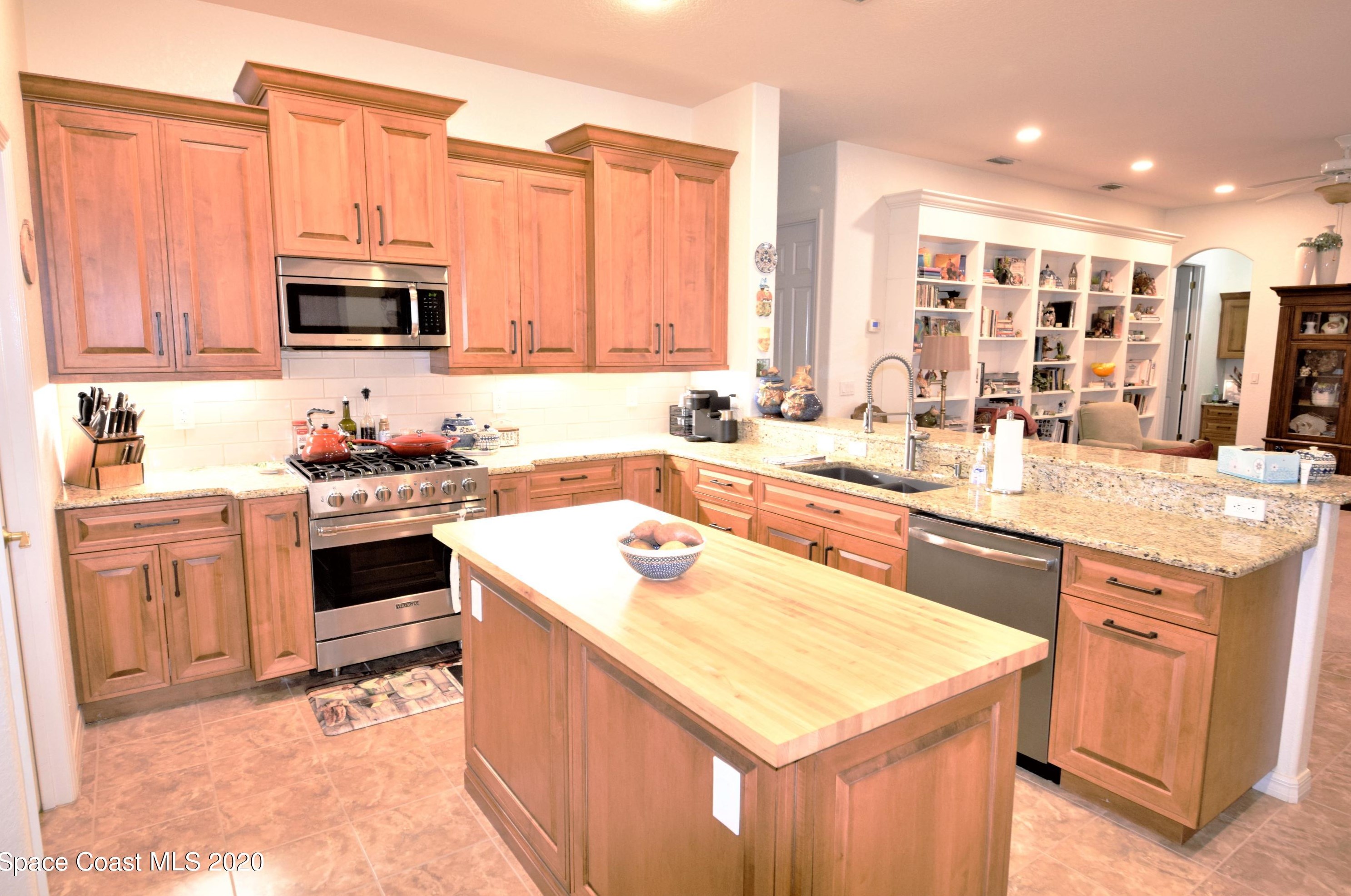 4679 Chastain Dr, Melbourne FL  32940-1273 exterior