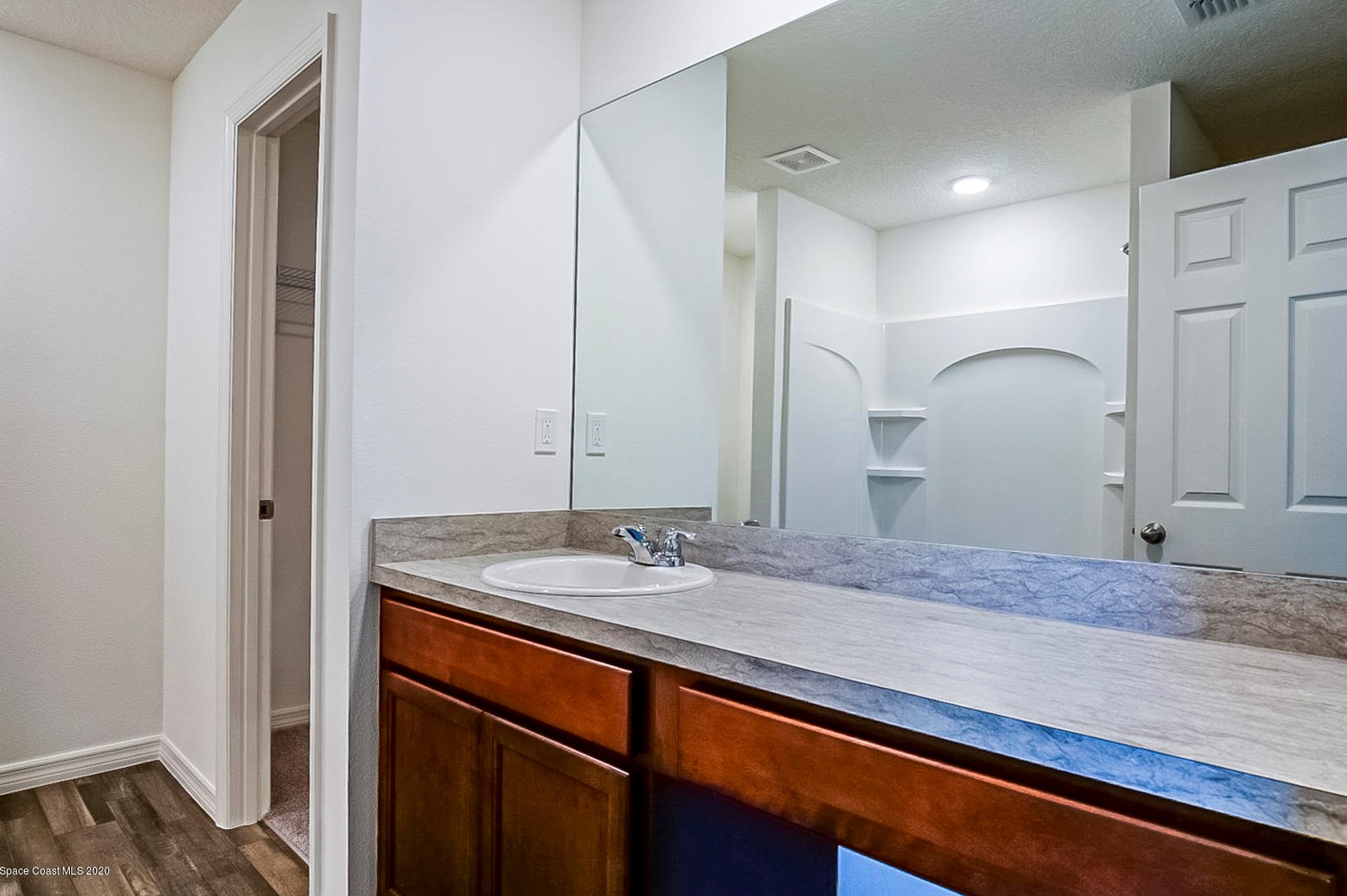 580 Osmosis Dr, Melbourne FL 32908-1440 exterior