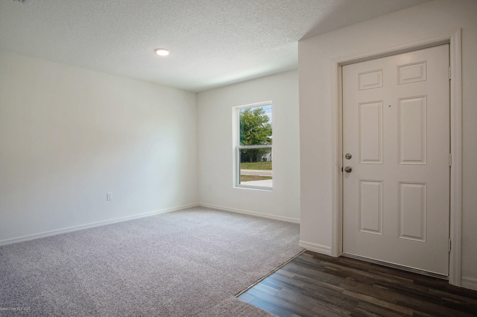 580 Osmosis Dr, Melbourne FL 32908-1440 exterior