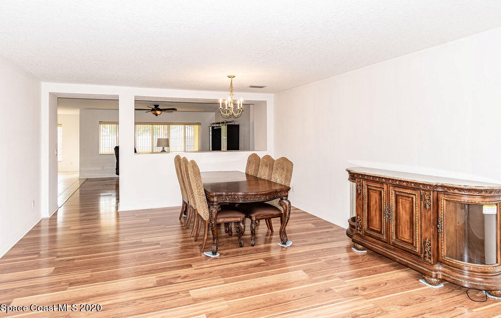 1180 Emerald Rd, Melbourne FL  32909-3886 exterior