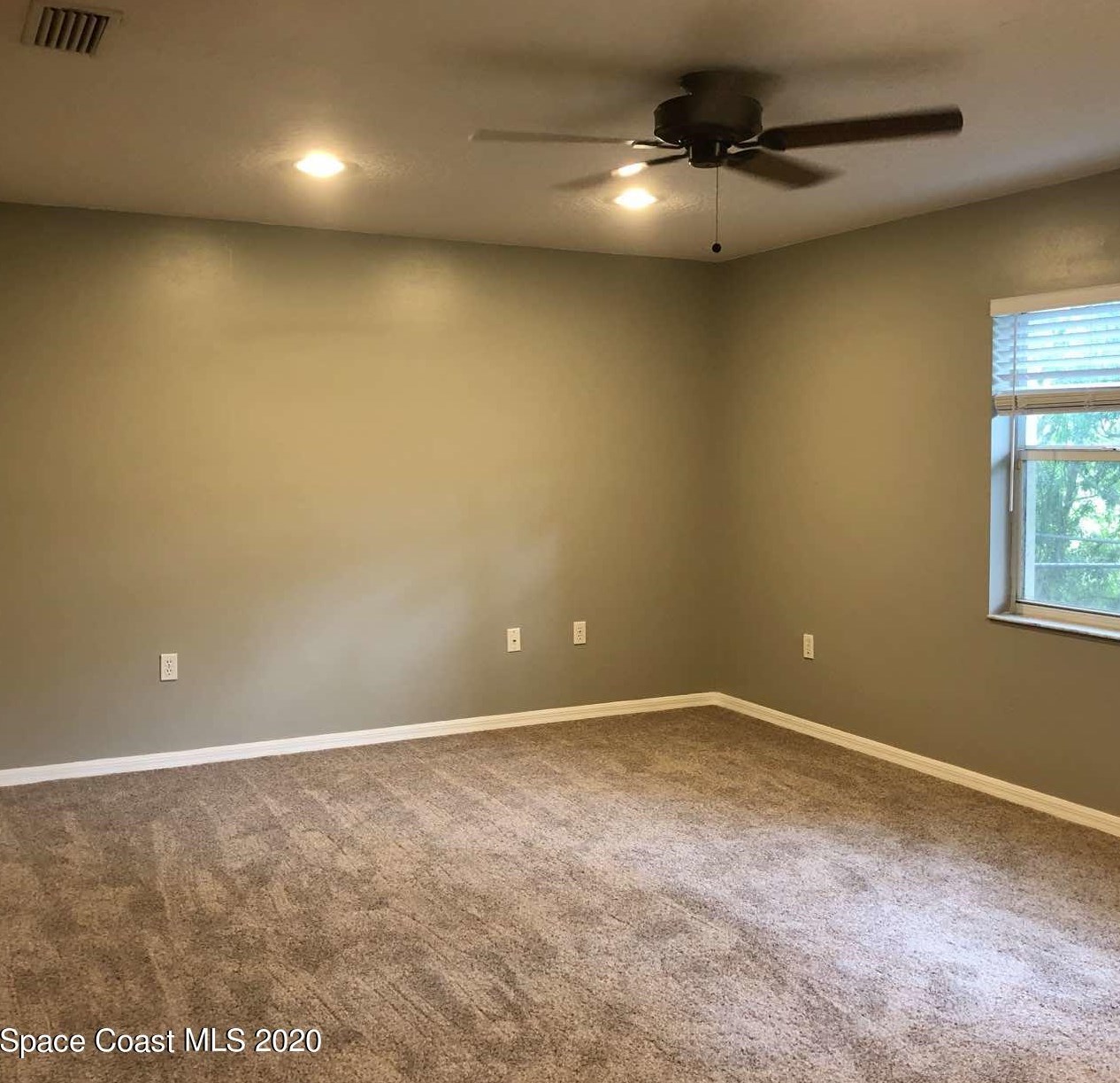 4092 Shuttle Ct, Merritt Island FL  32953-8137 exterior