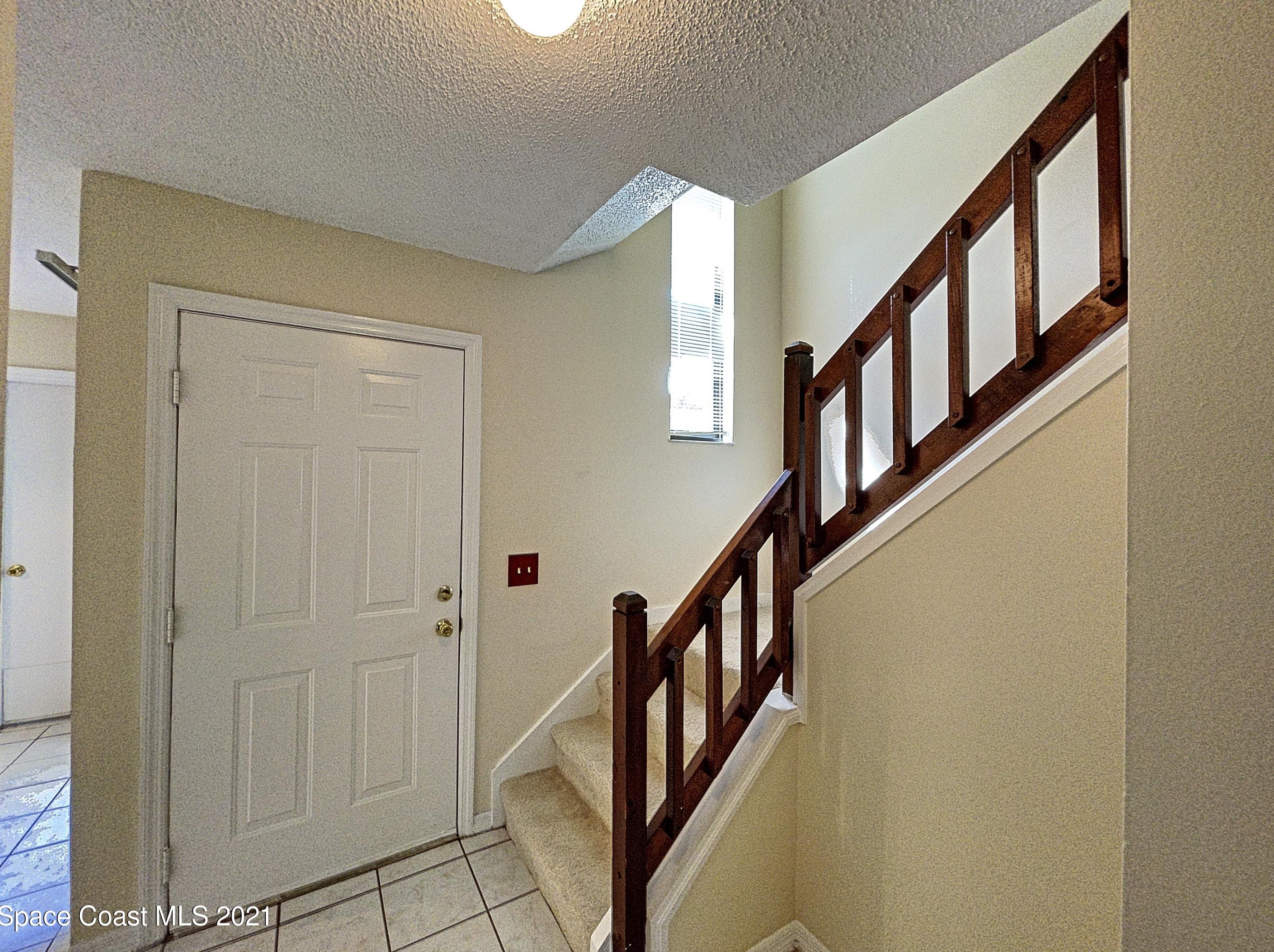 42 Bogart Pl, Merritt Island FL  32953-3195 exterior