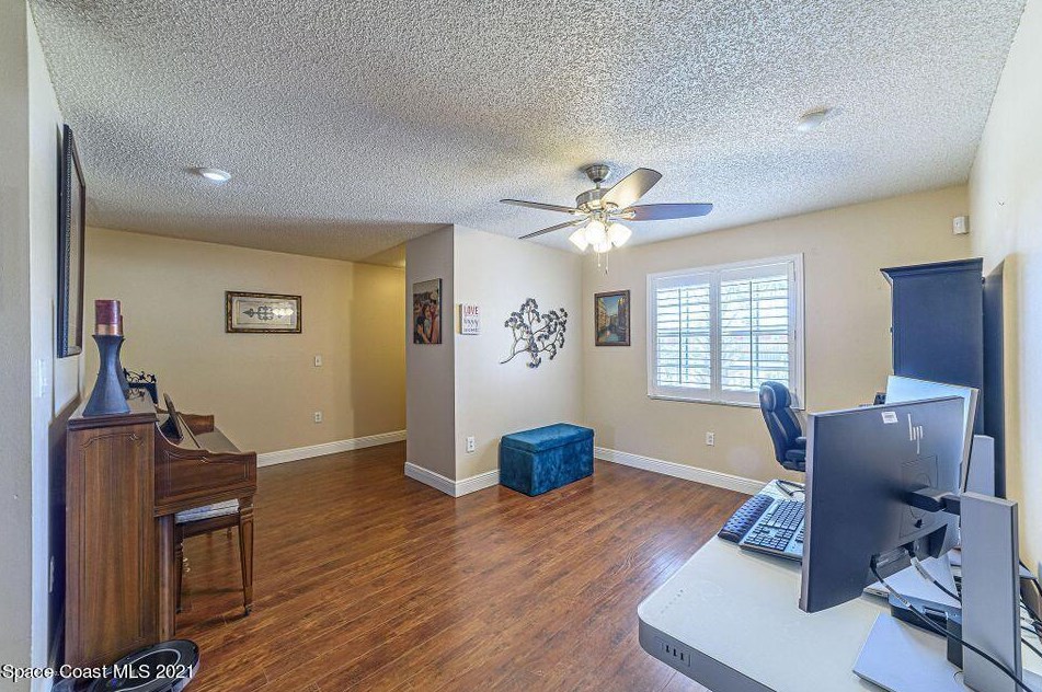 1883 Sandbar Dr, Merritt Island FL  32953-3081 exterior