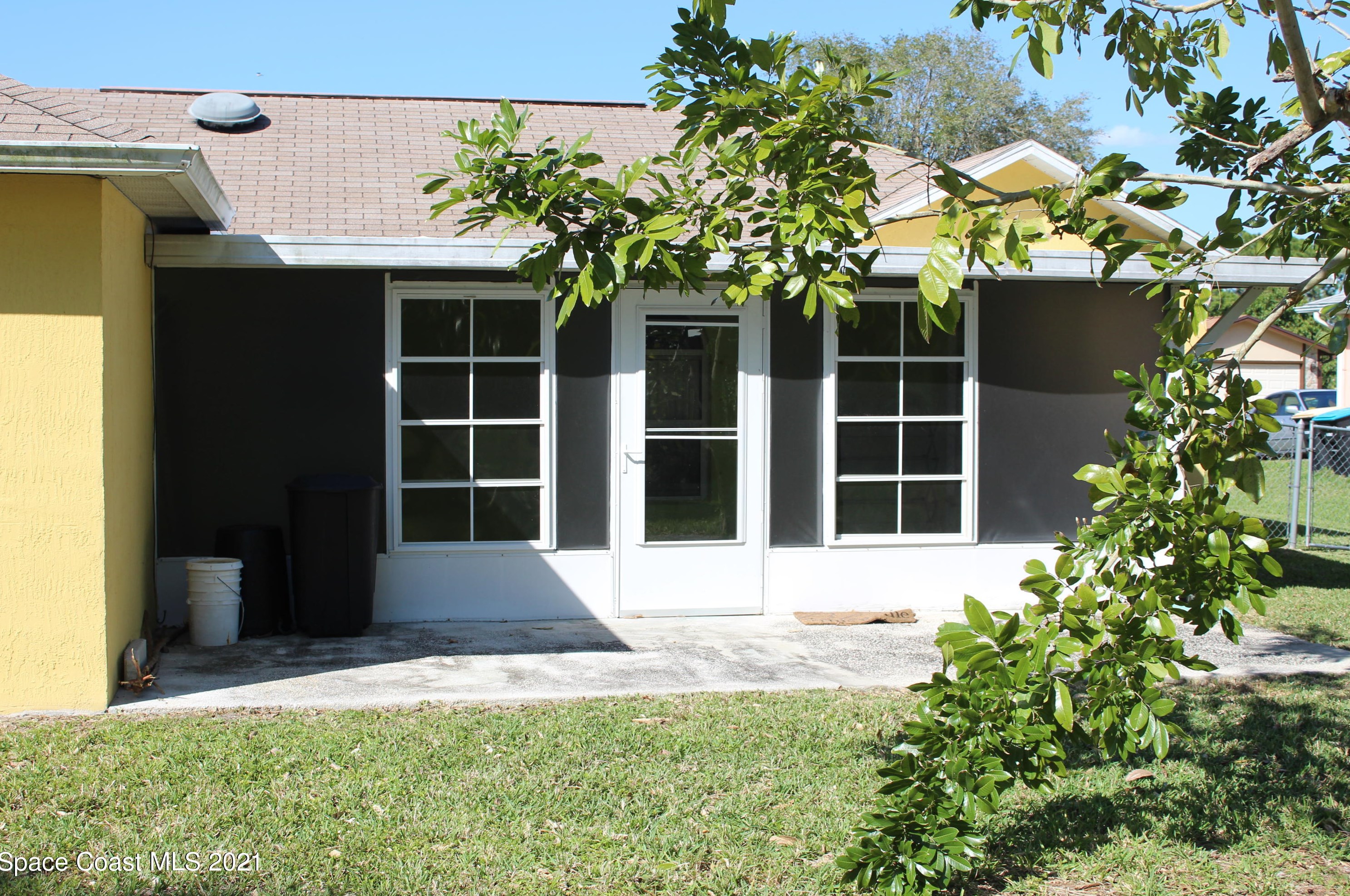 1526 Heartwellville St, Melbourne FL 32907-7062 exterior