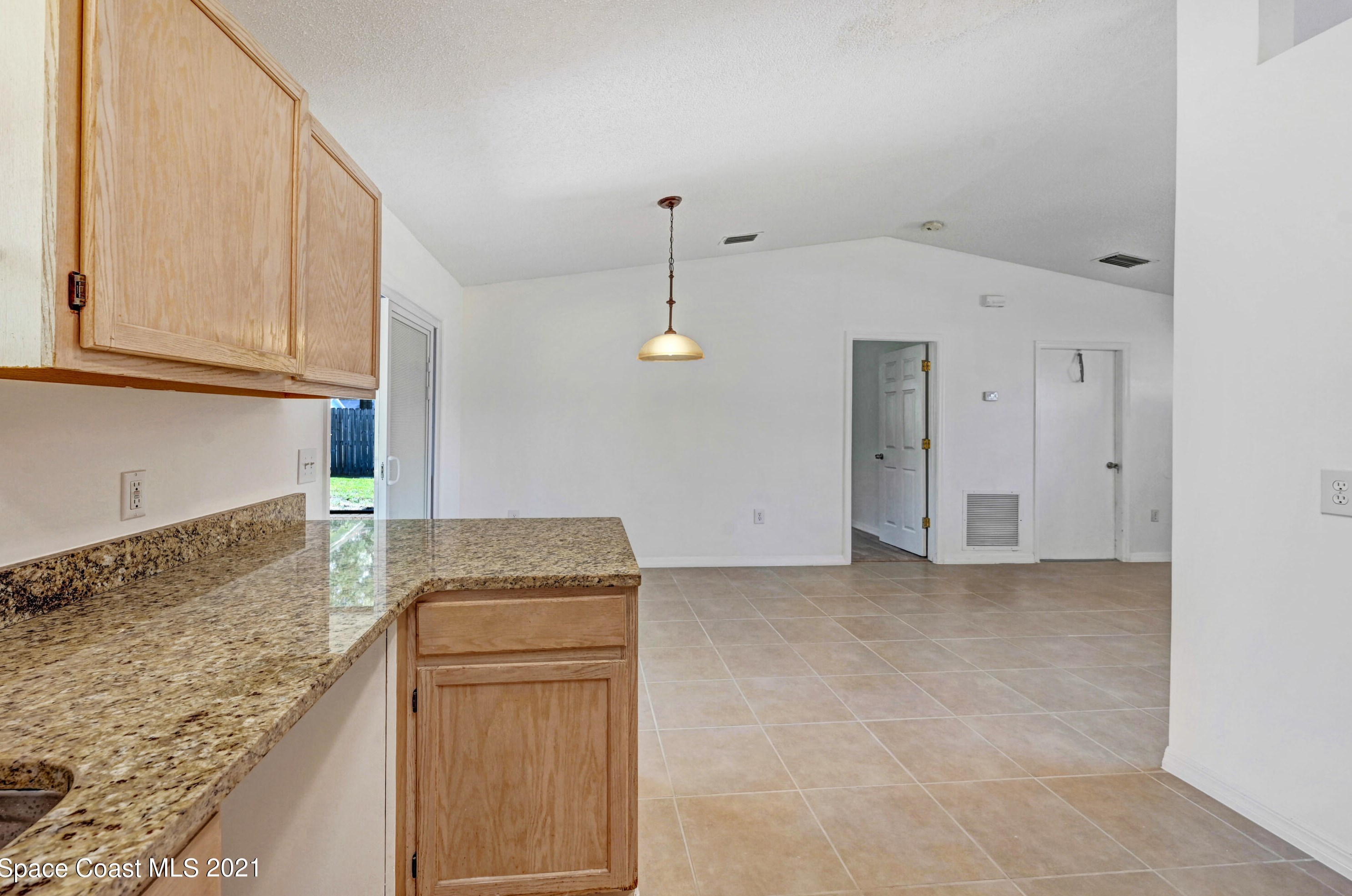 705 Altona St, Melbourne FL 32907-8240 exterior