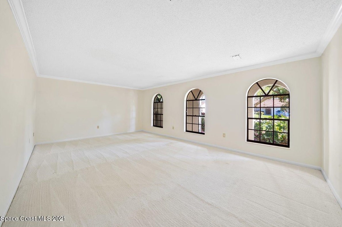 458 Rio Casa Dr, Melbourne FL 32903-3704 exterior