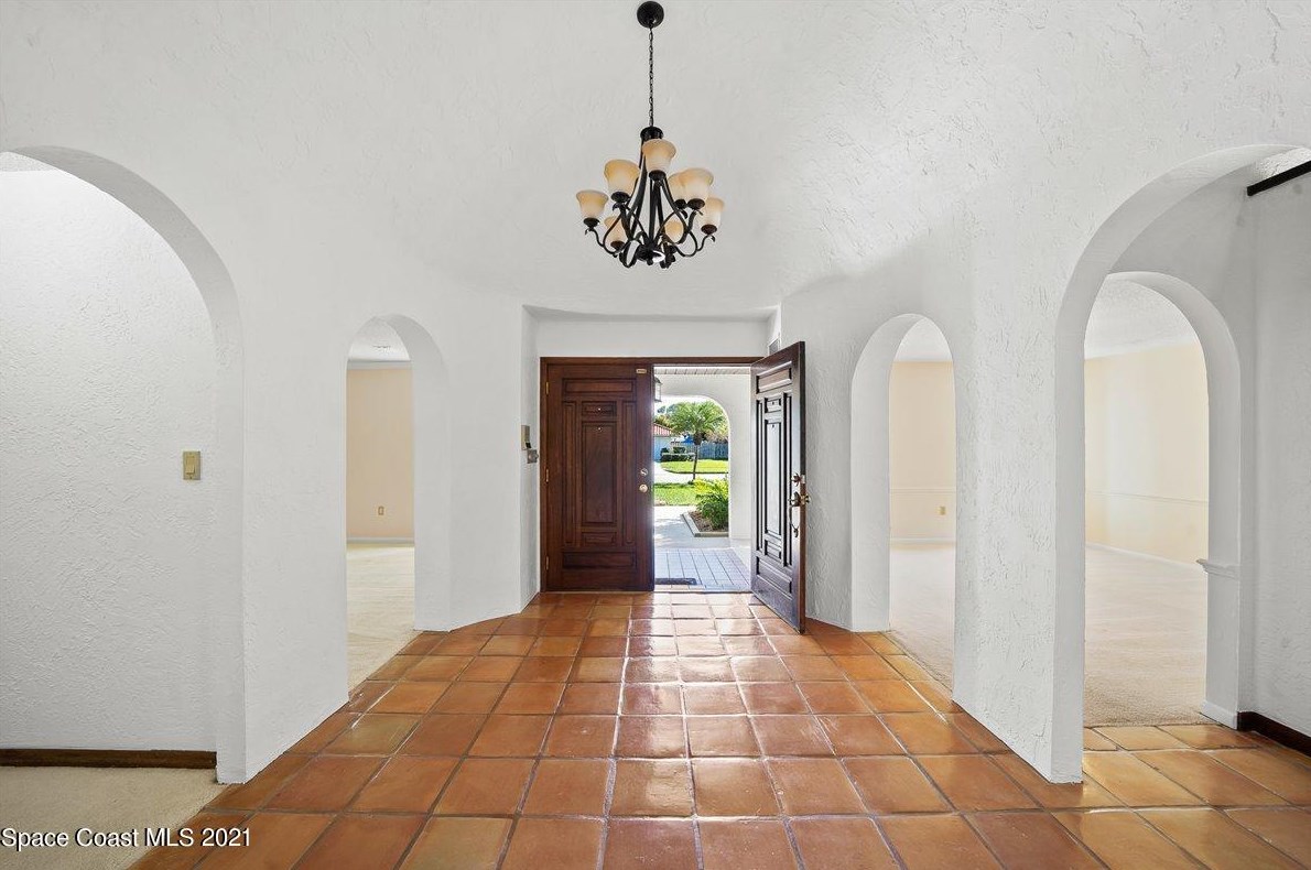 458 Rio Casa Dr, Melbourne FL 32903-3704 exterior