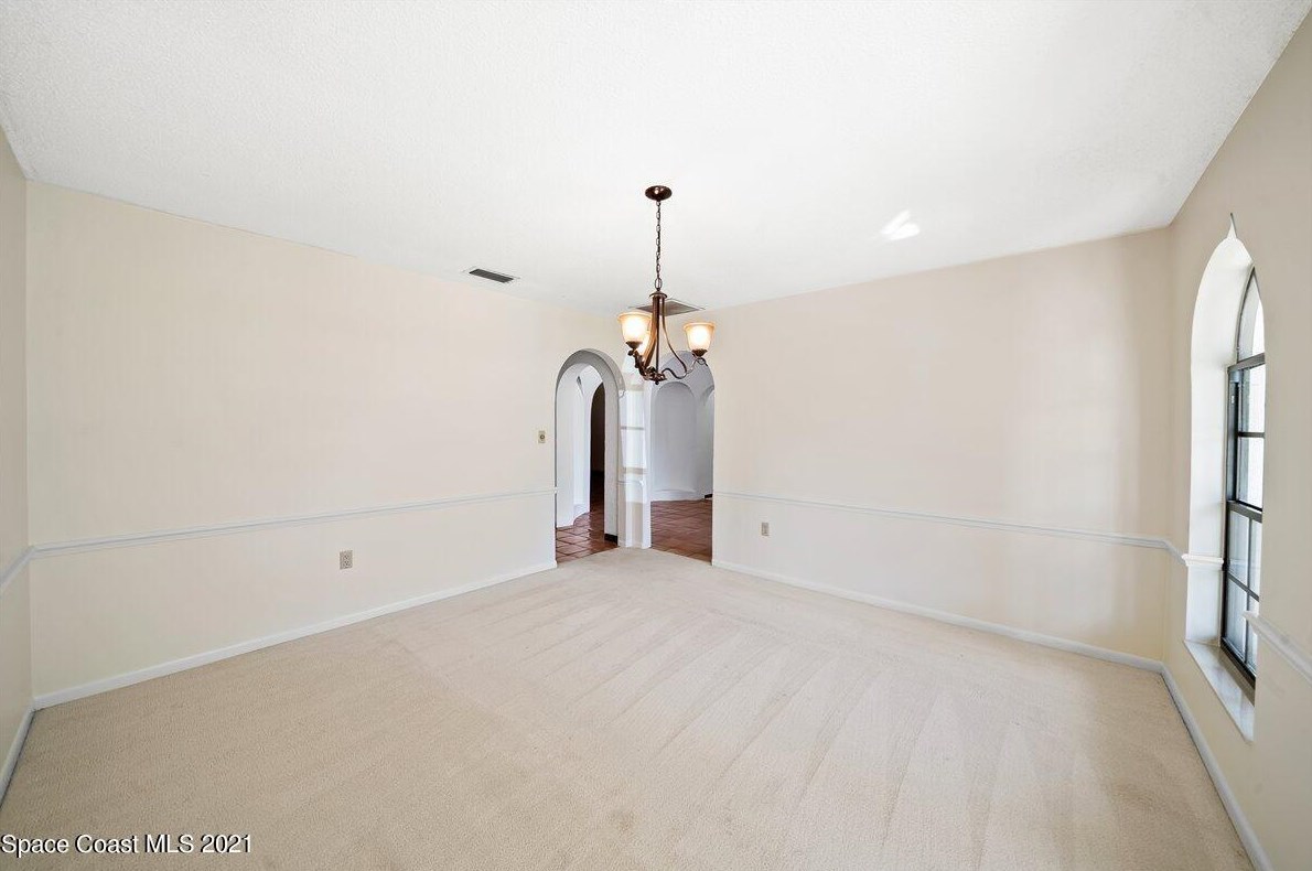 458 Rio Casa Dr, Melbourne FL 32903-3704 exterior