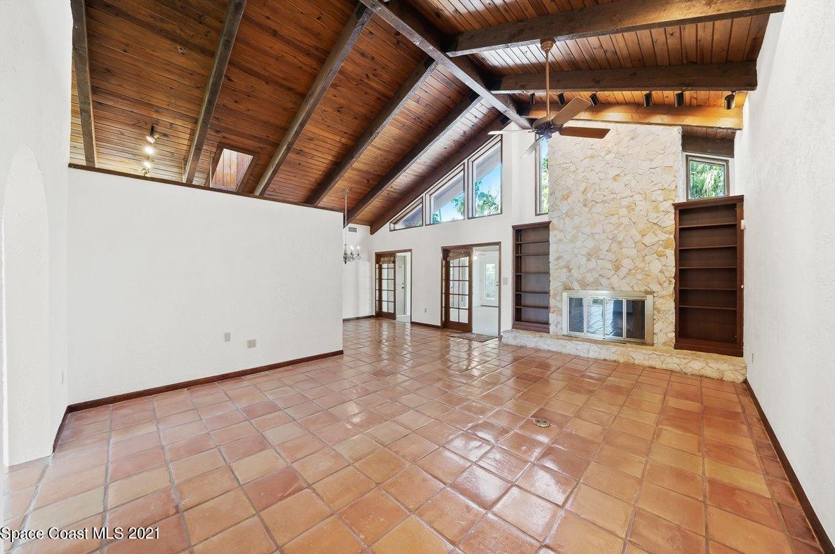 458 Rio Casa Dr, Melbourne FL 32903-3704 exterior