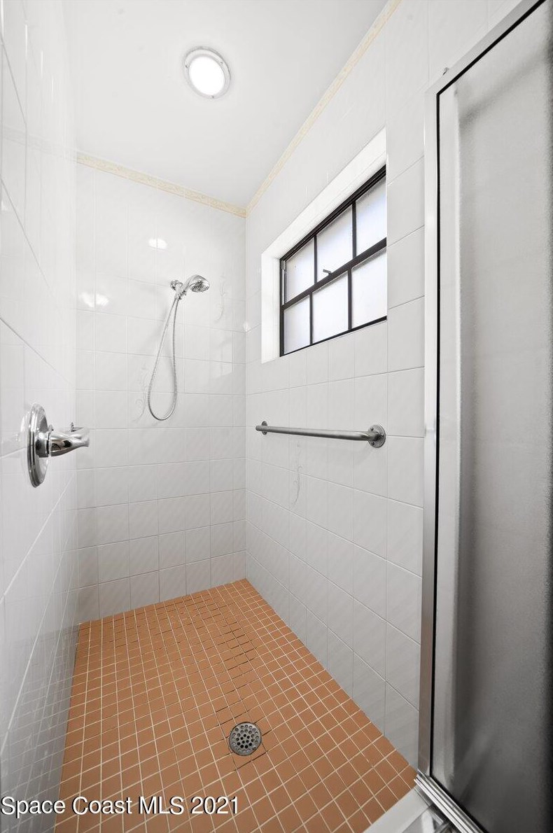 458 Rio Casa Dr, Melbourne FL 32903-3704 exterior