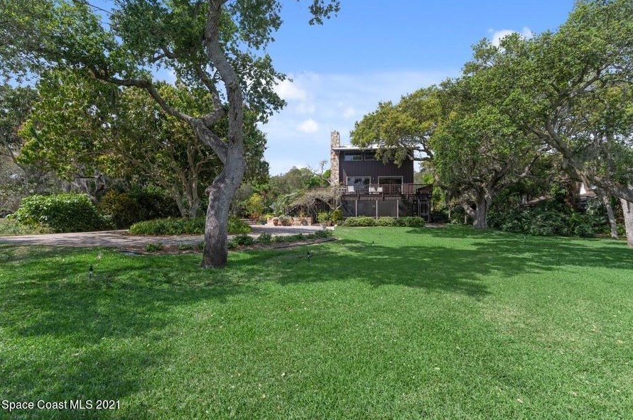9550 S Tropical Trail, Merritt Island, FL 32952