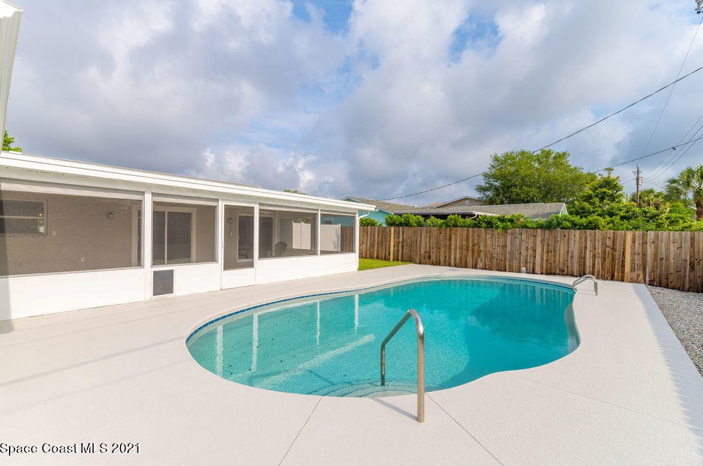 1750 Porpoise St, Merritt Island FL  32952-5640 exterior