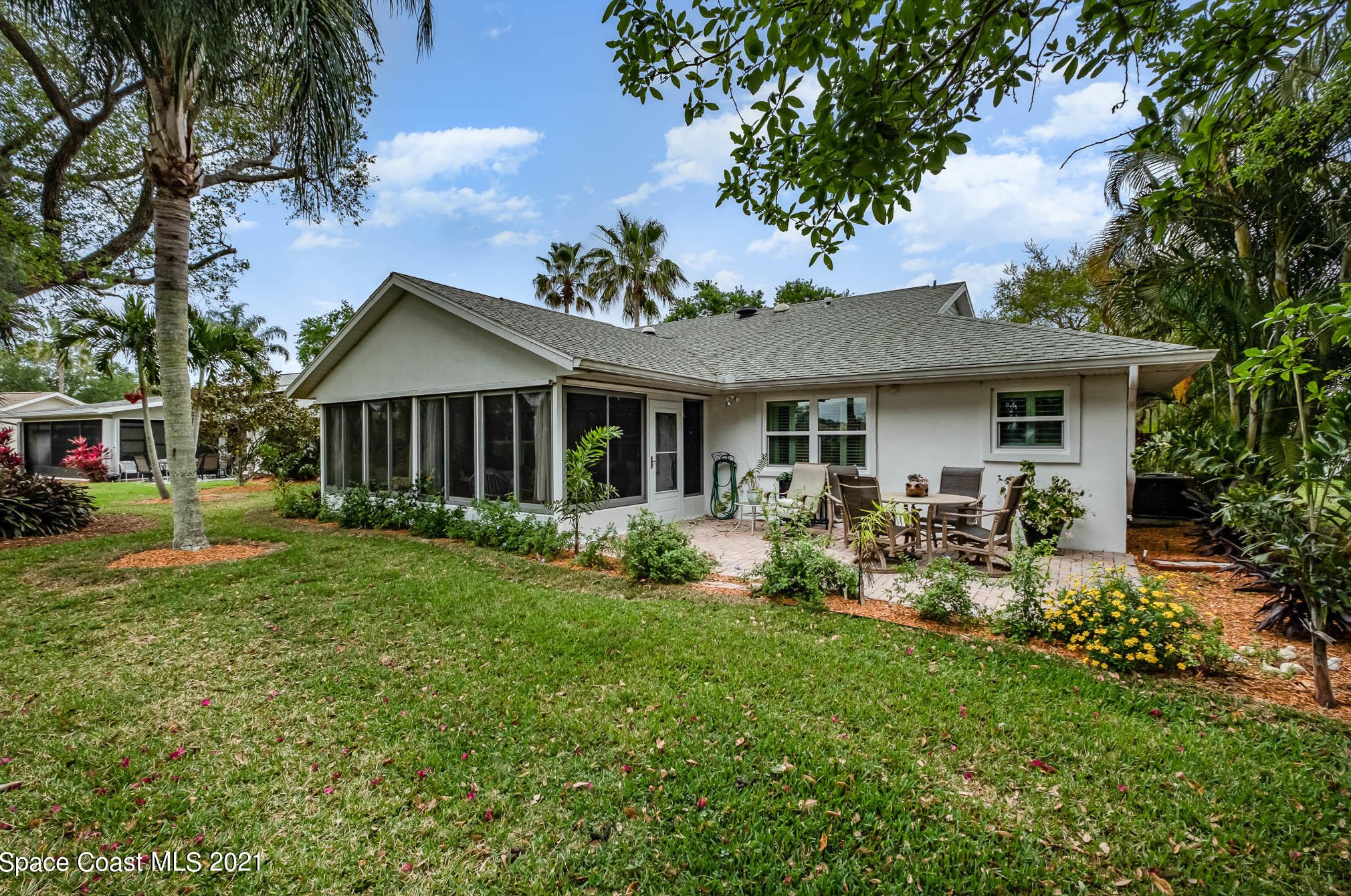 1709 Freedom Dr, Melbourne FL 32940-6714 exterior