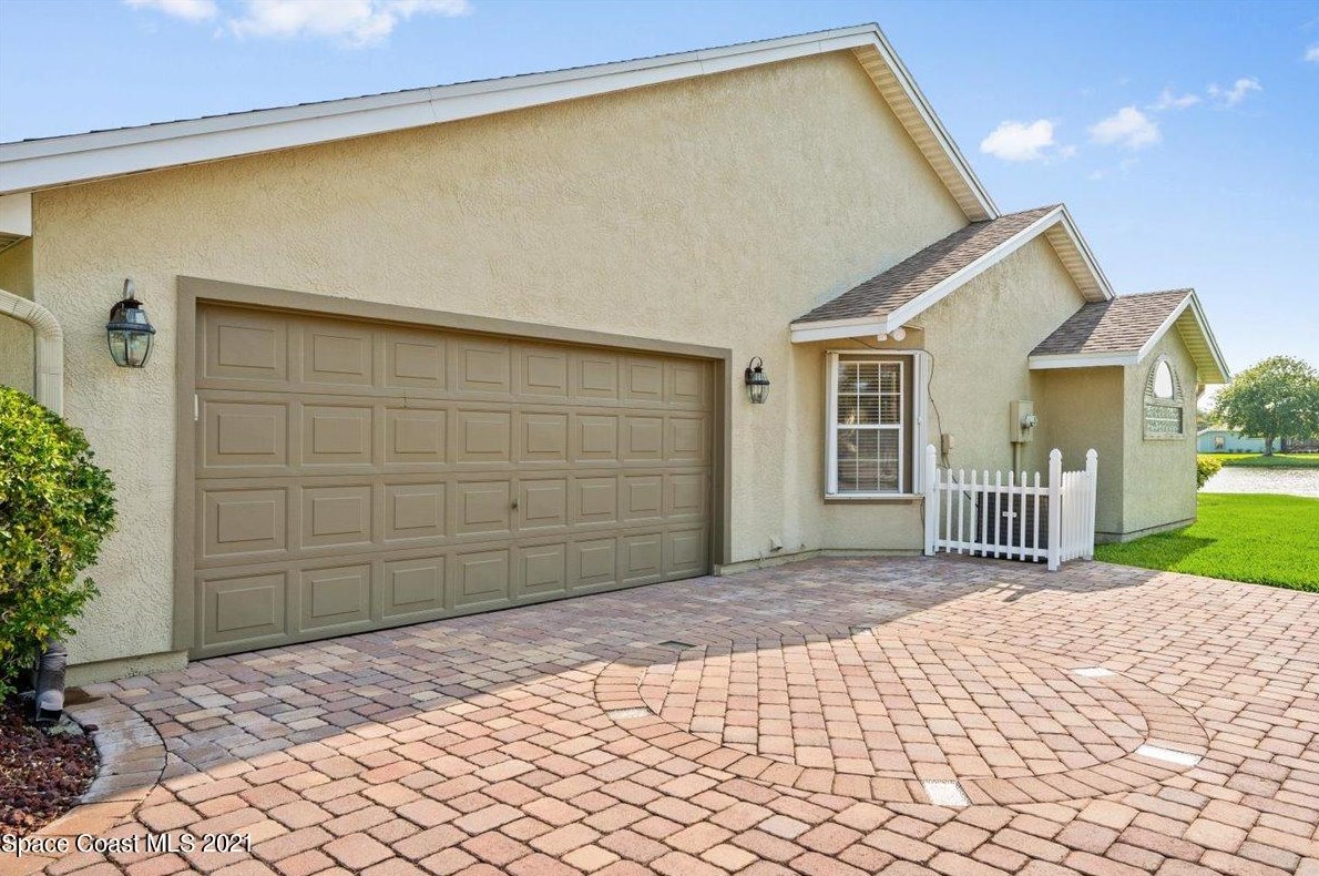 3370 Savannahs Trl, Merritt Island FL  32953-8620 exterior