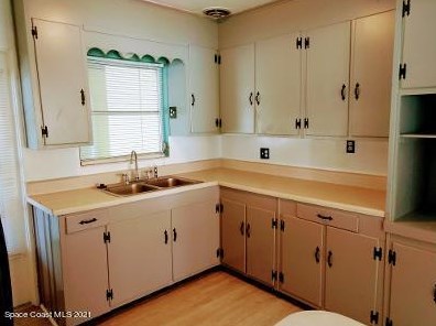 1450 Anchor Ln, Merritt Island FL  32952-5804 exterior