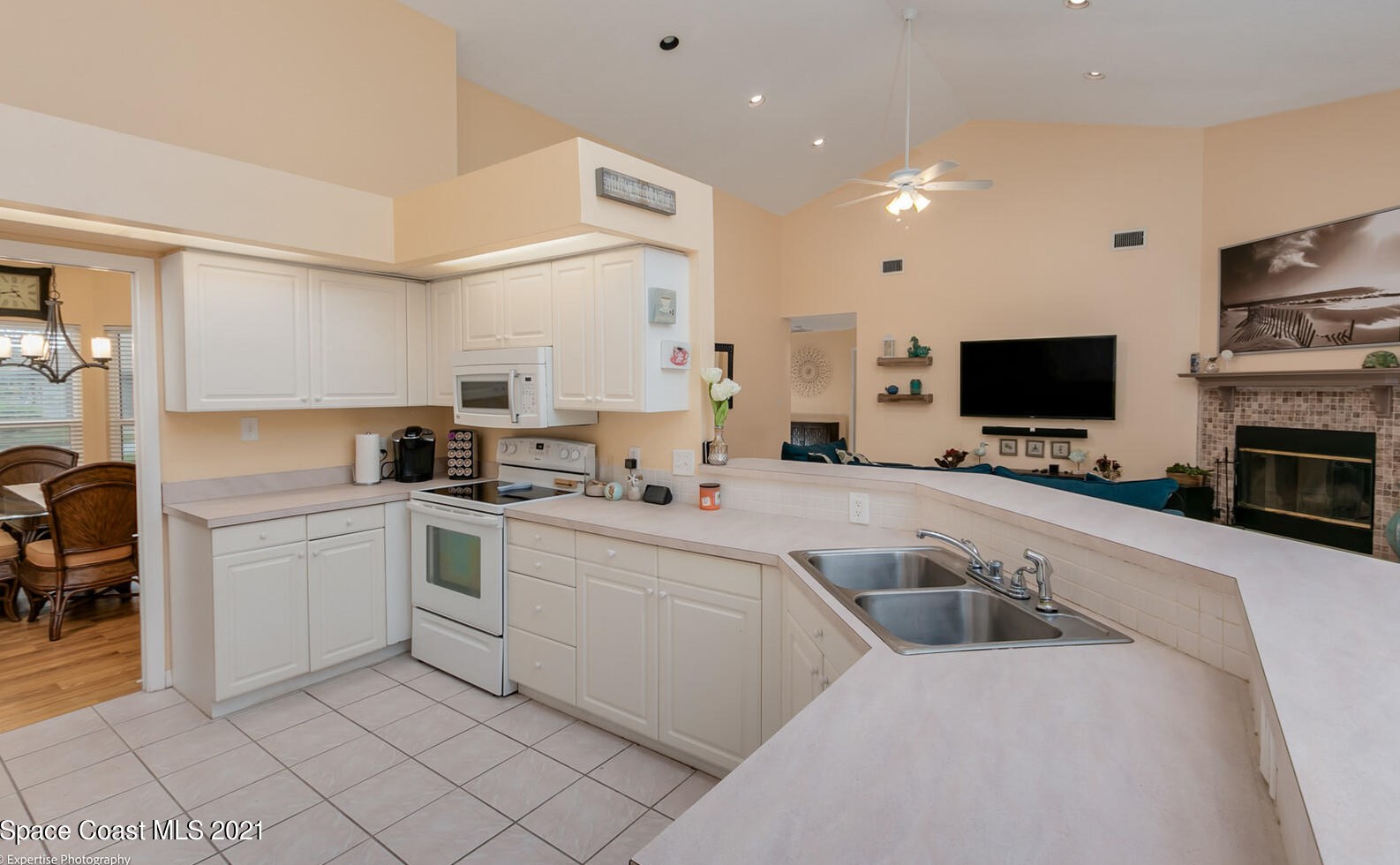 2975 Savannahs Trl, Merritt Island FL  32953-8613 exterior