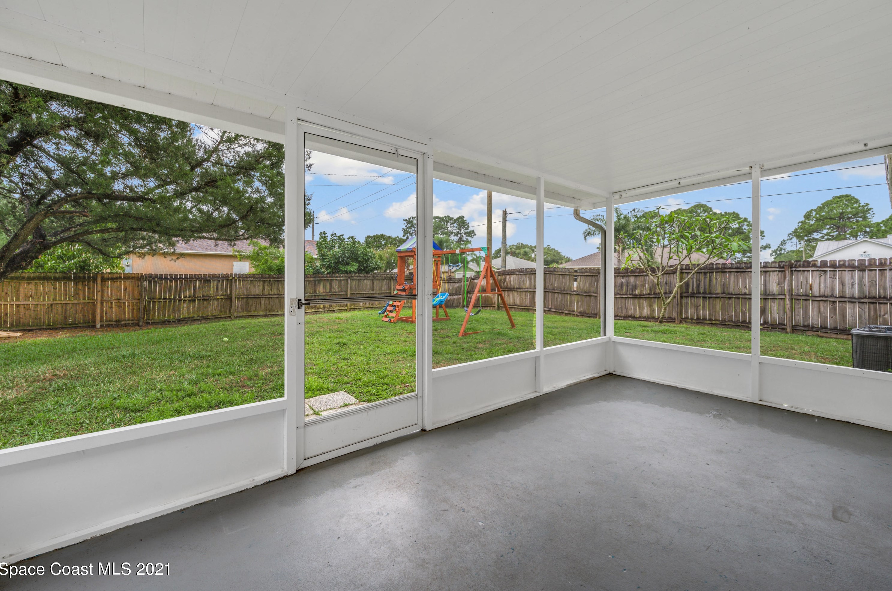 1598 Heartwellville St, Melbourne FL  32907-7061 exterior