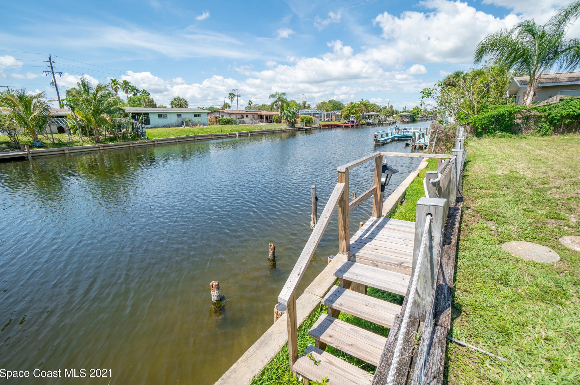 475 Needle Blvd, Merritt Island FL  32953-6109 exterior