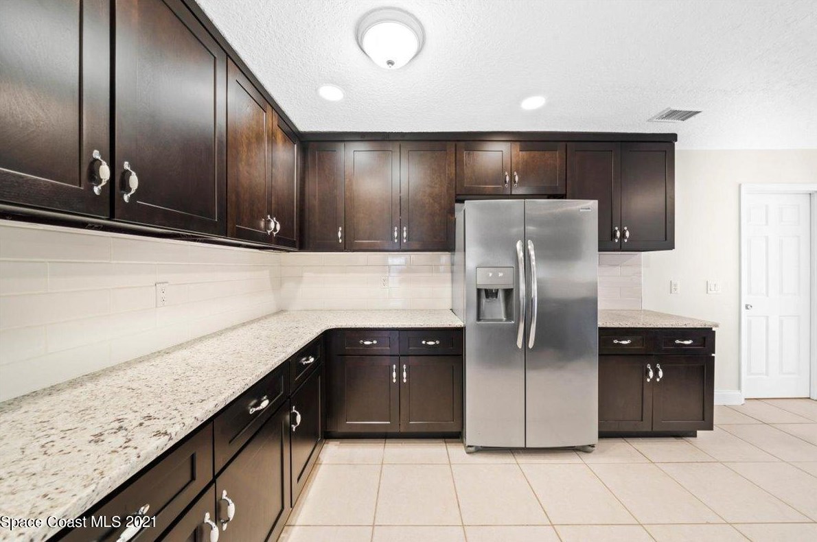 639 Heather Stone Dr, Merritt Island FL  32953-4341 exterior