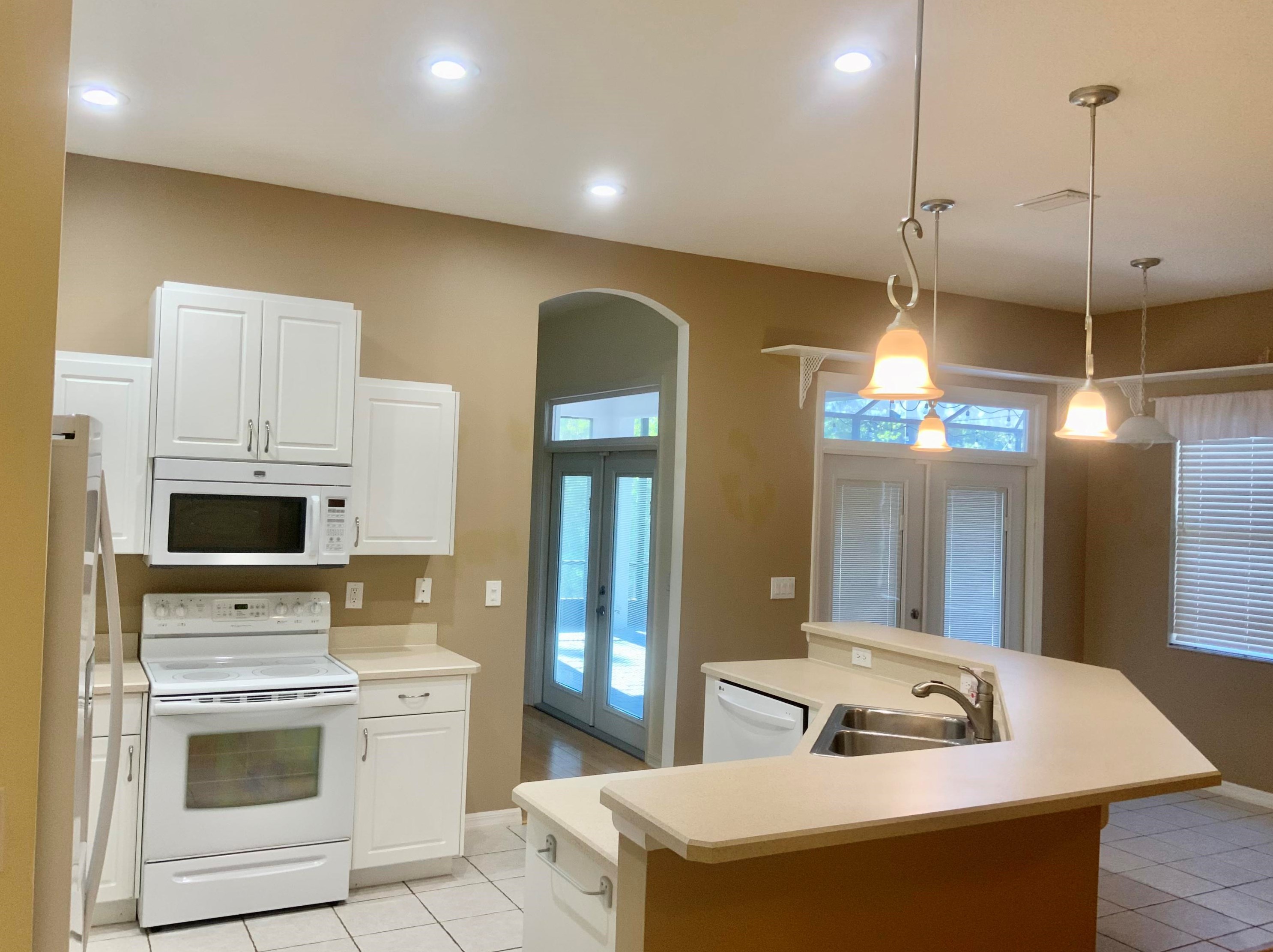 361 Tobias St, Melbourne FL  32909-8703 exterior