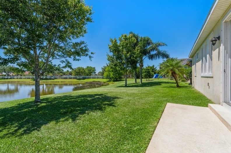 6424 Trieda Dr, Melbourne FL 32940-8079 exterior