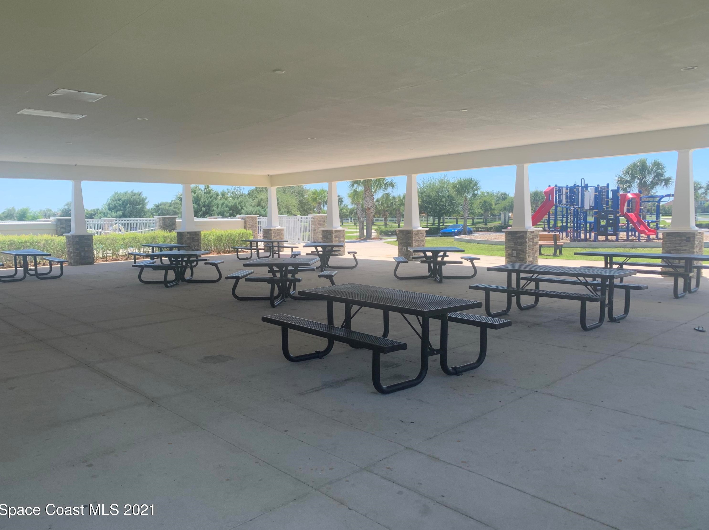 6424 Trieda Dr, Melbourne FL 32940-8079 exterior