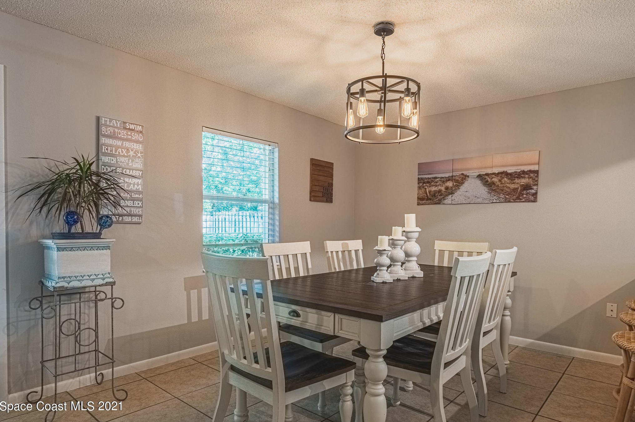 240 Avocado St, Melbourne FL  32937-3002 exterior