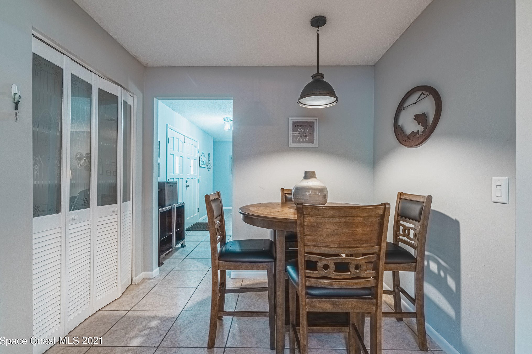 240 Avocado St, Melbourne FL  32937-3002 exterior