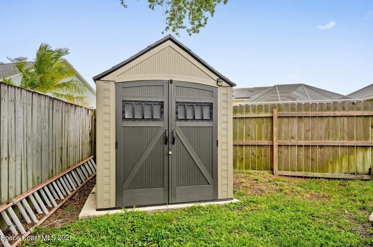 3838 Sunflower Ct, Merritt Island FL  32953-8047 exterior