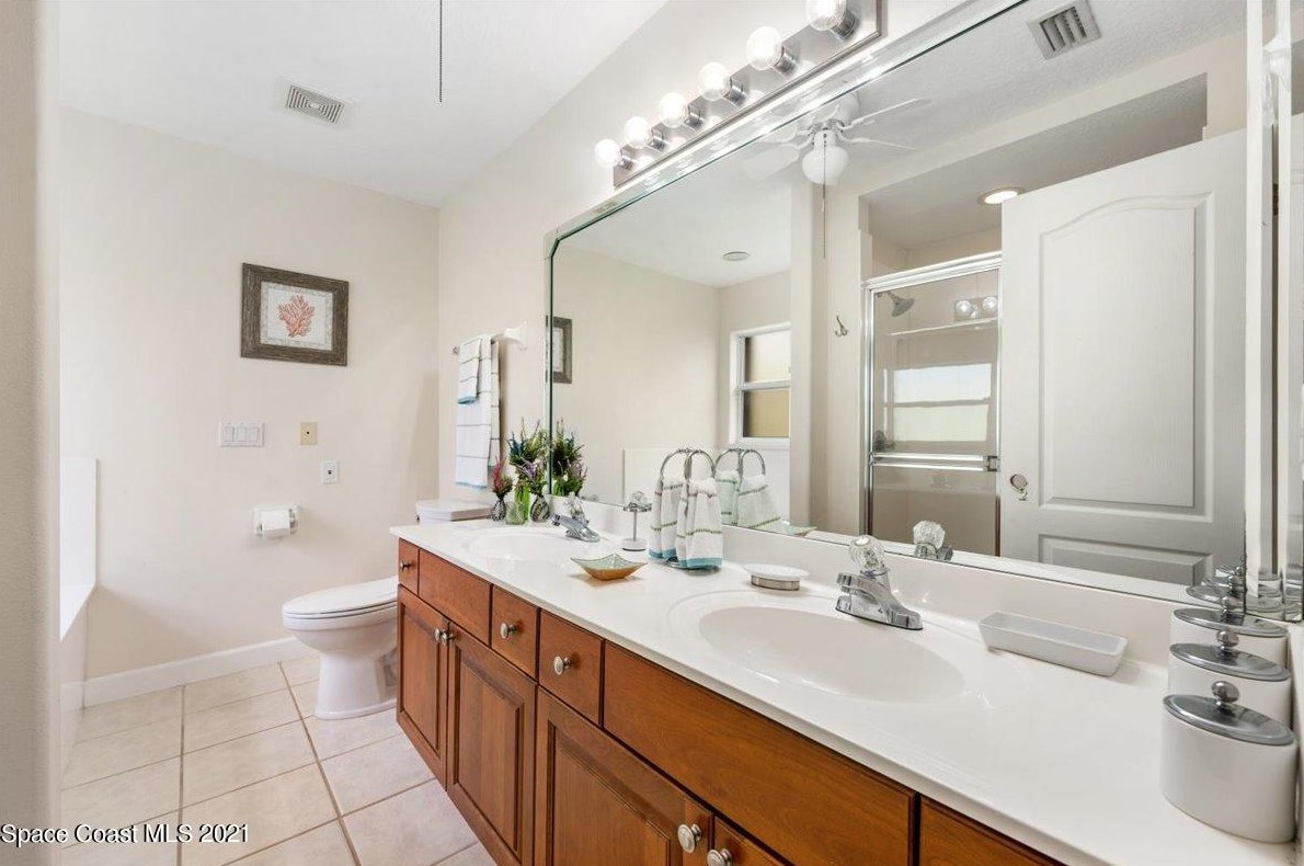 3838 Sunflower Ct, Merritt Island FL  32953-8047 exterior