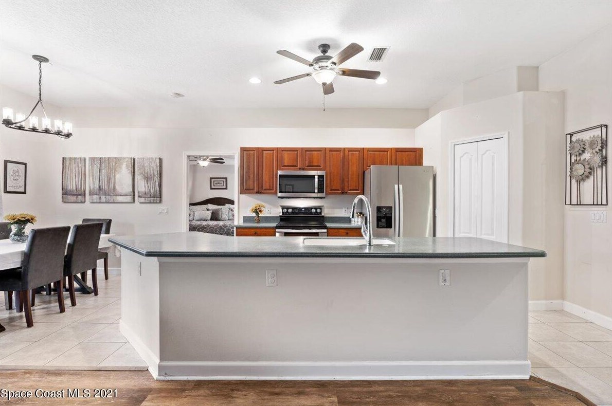 3838 Sunflower Ct, Merritt Island FL  32953-8047 exterior