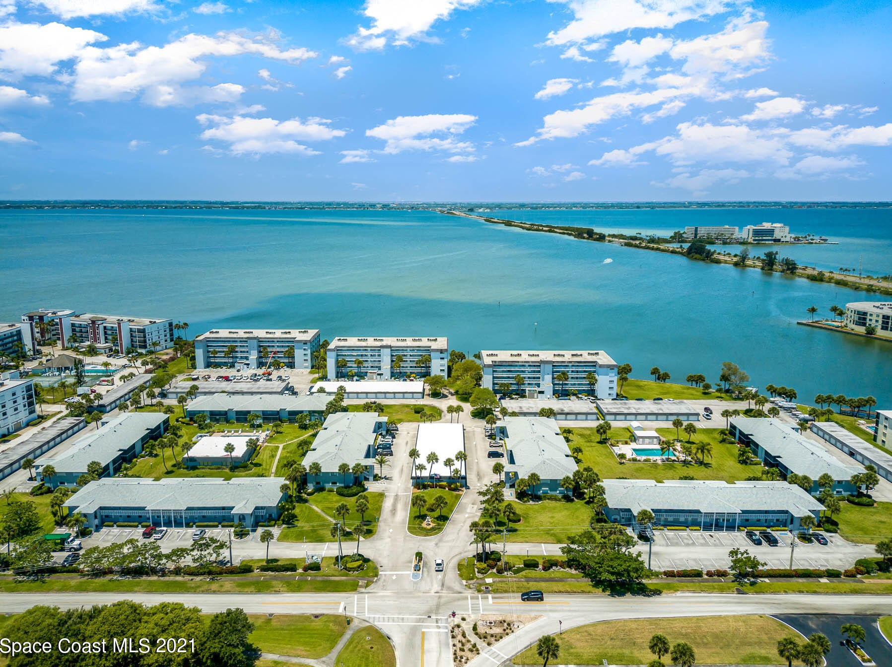 3799 Banana River Blvd, Cocoa Beach FL  32931-4187 exterior