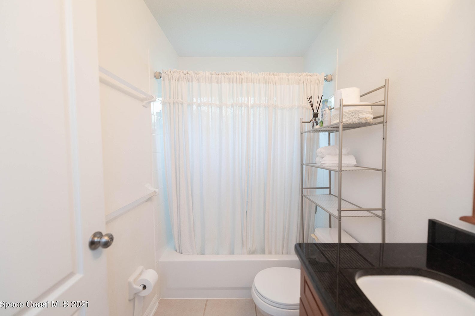 726 Ashbury Ave, Melbourne FL  32940-6425 exterior