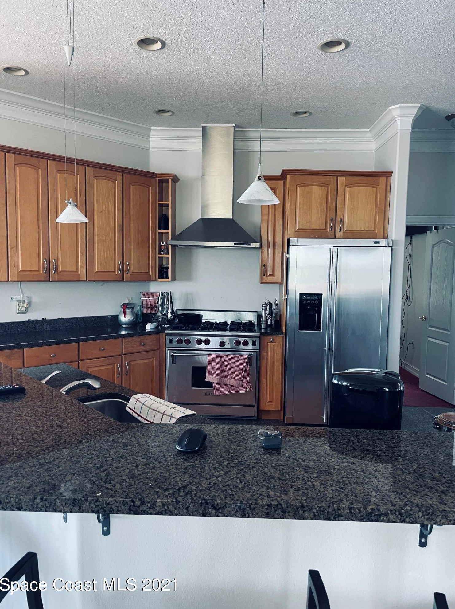 2189 Pineapple Ave, Melbourne FL 32935-6601 exterior