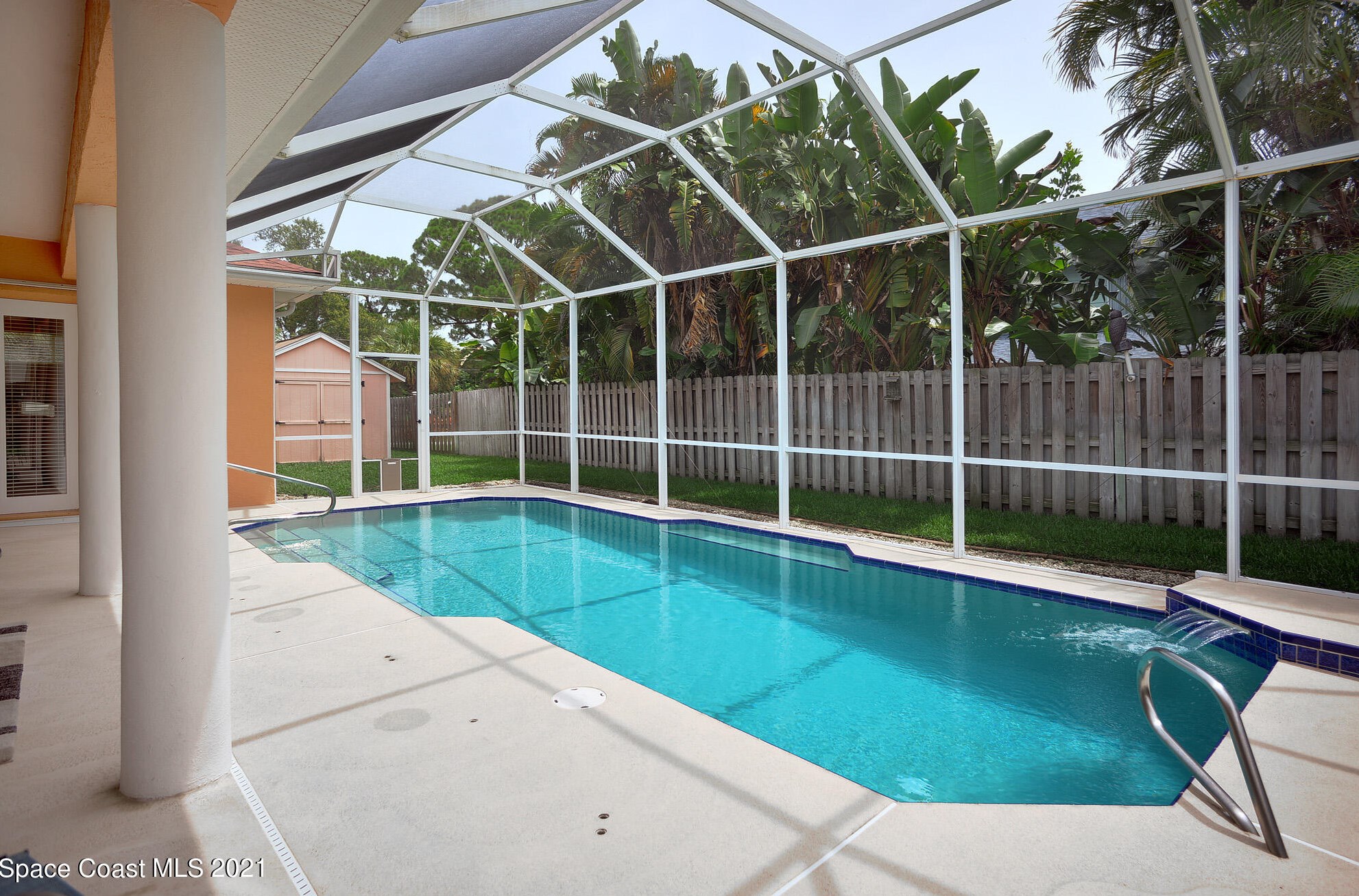 2000 Misty Harbor Pl, Merritt Island FL  32952-2803 exterior