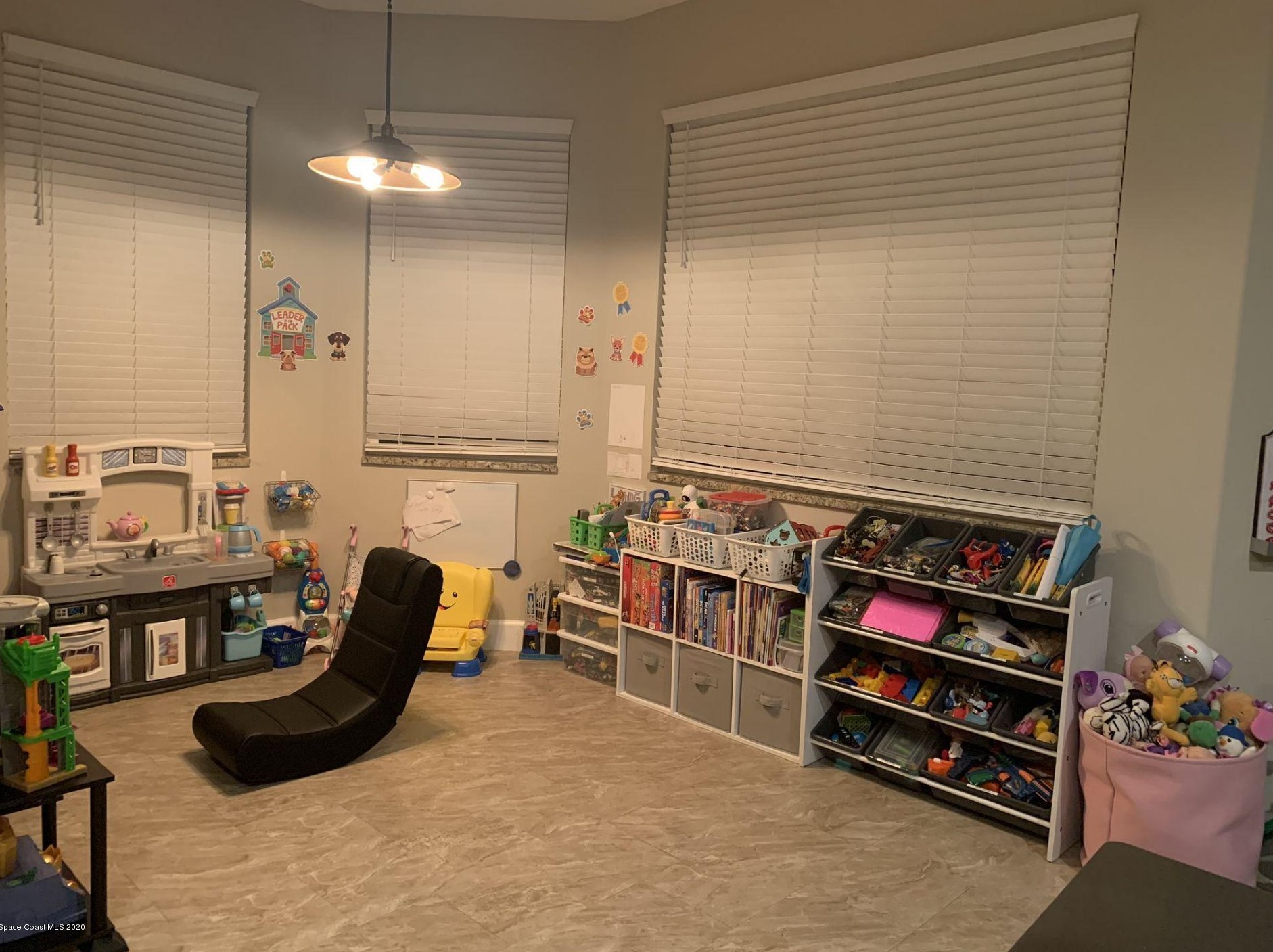 581 Cardinal St, Melbourne FL  32909-4100 exterior