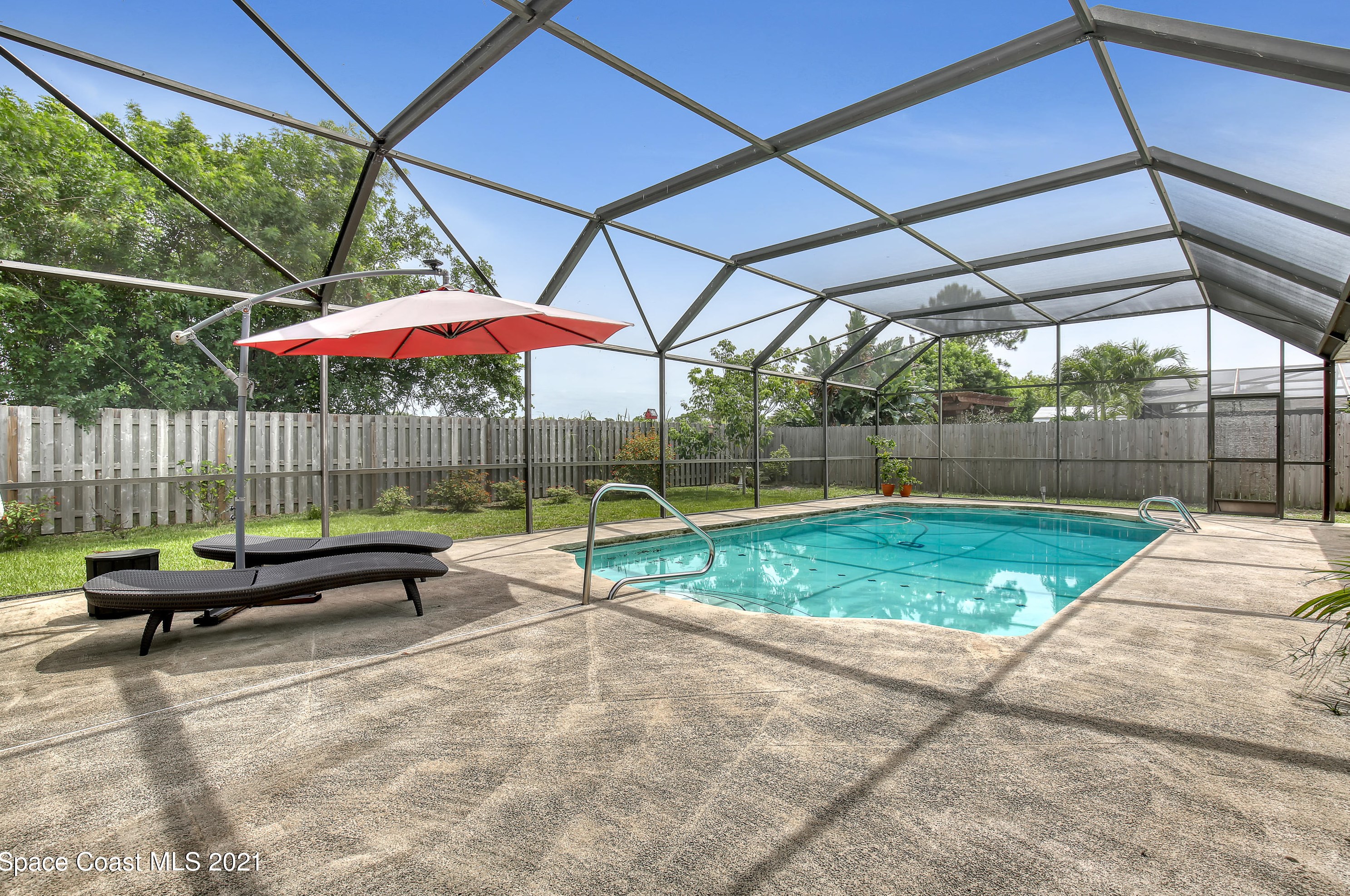 660 Oak Park Cir, Merritt Island FL  32953-4160 exterior