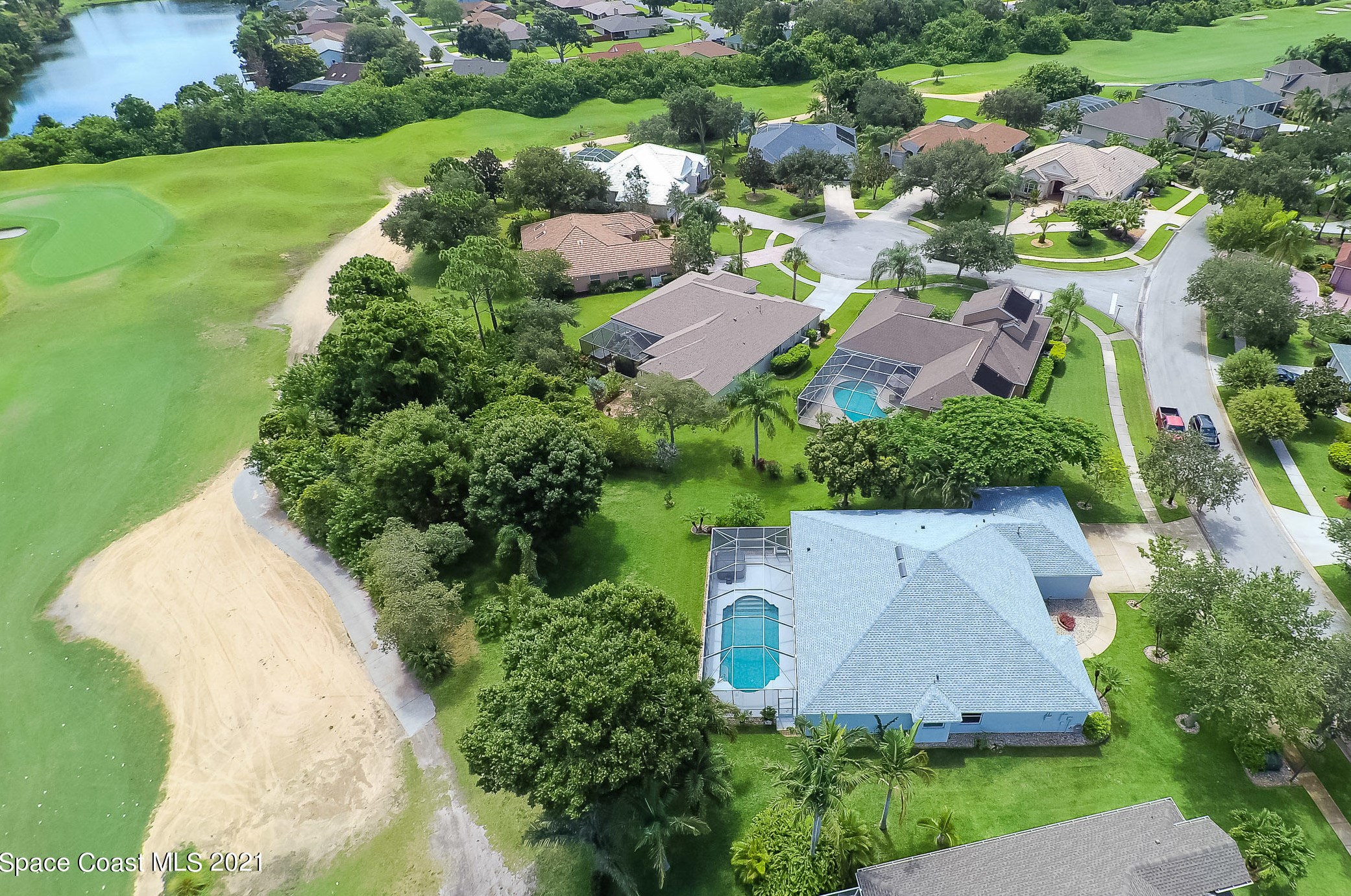 305 Sandhurst Dr, Melbourne FL  32940-2157 exterior