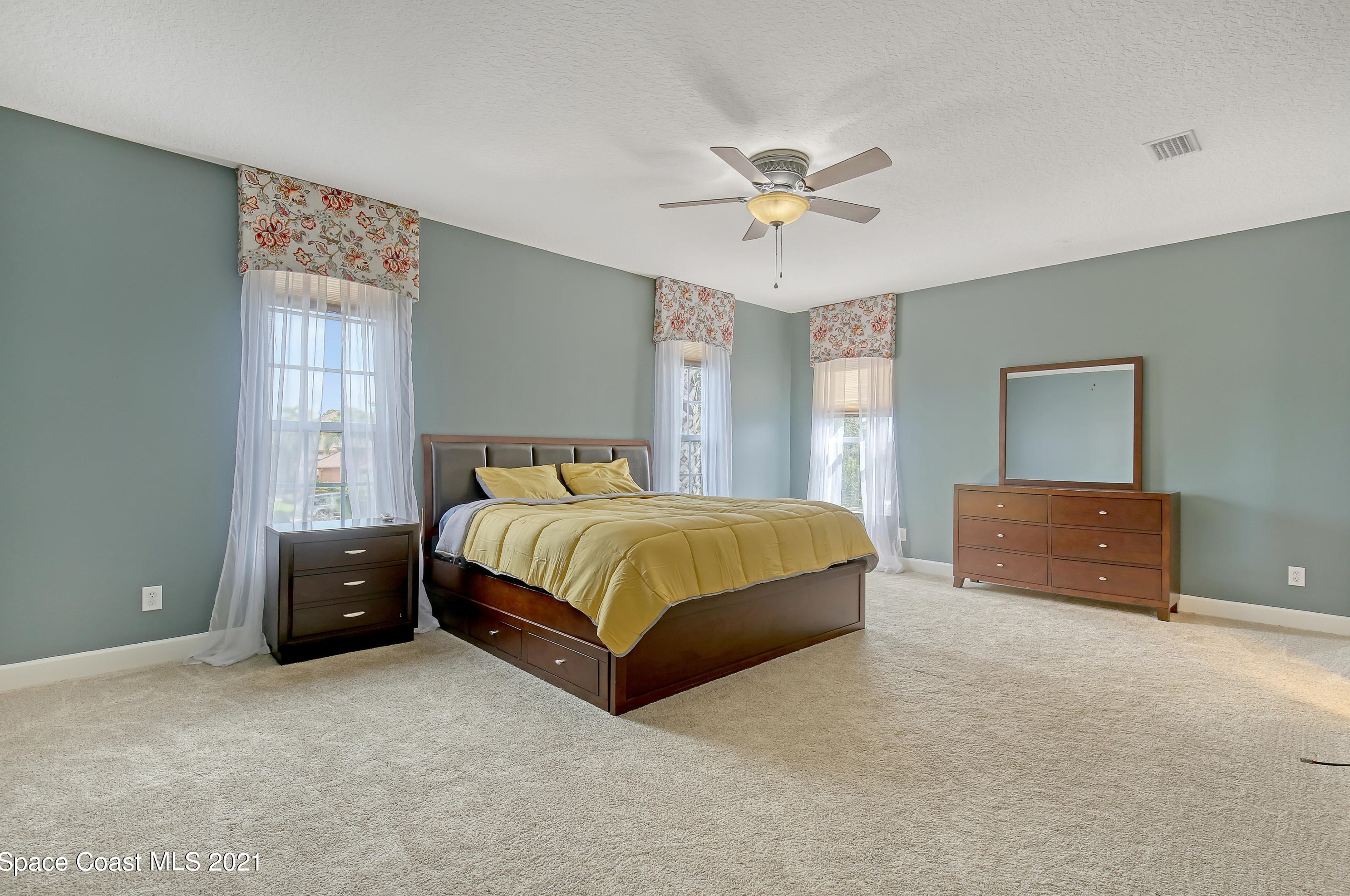 1209 Tipperary Dr, Melbourne FL  32940-6029 exterior