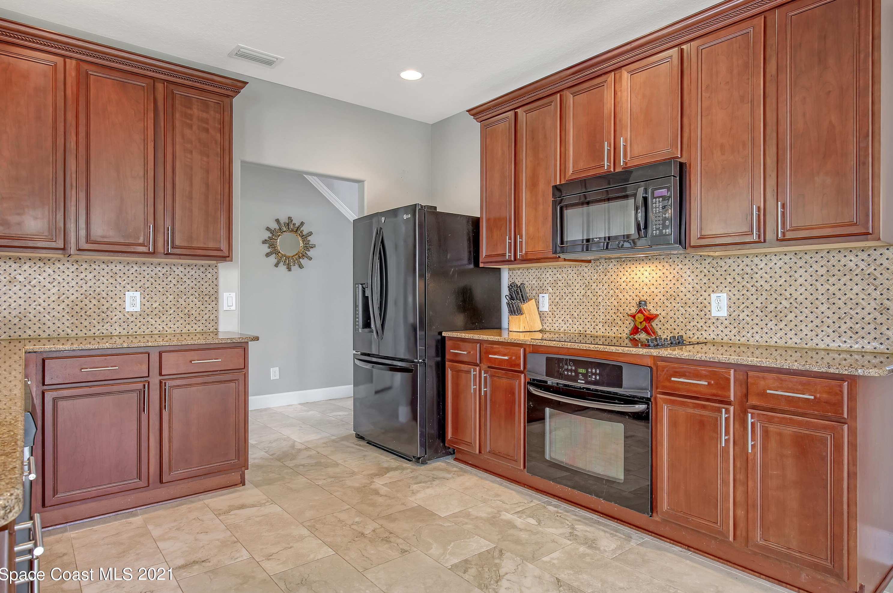 1209 Tipperary Dr, Melbourne FL  32940-6029 exterior