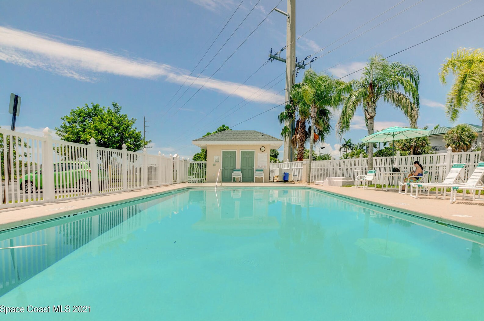 807 Veronica Ct, Melbourne FL  32937-4038 exterior