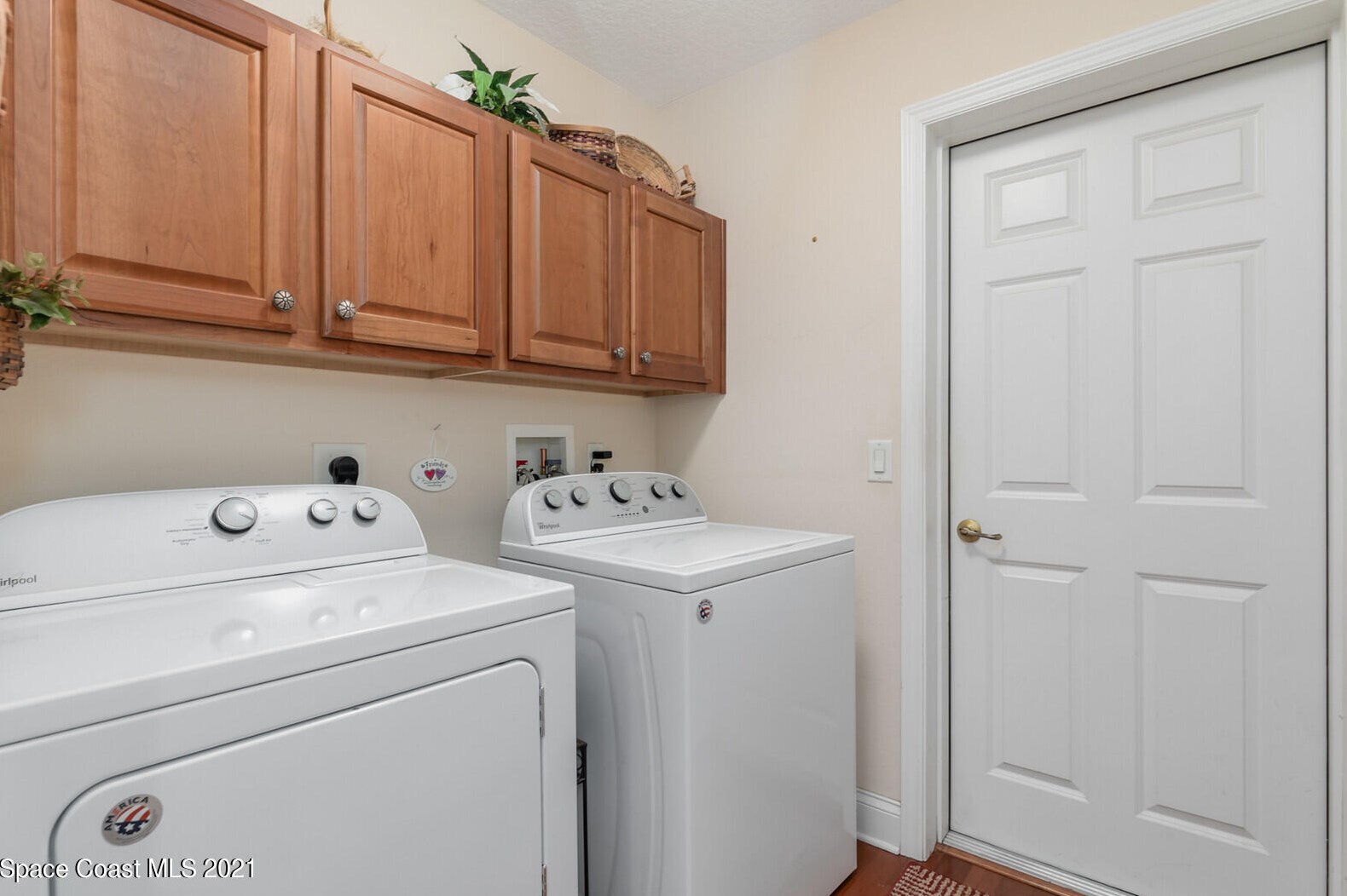 807 Veronica Ct, Melbourne FL  32937-4038 exterior