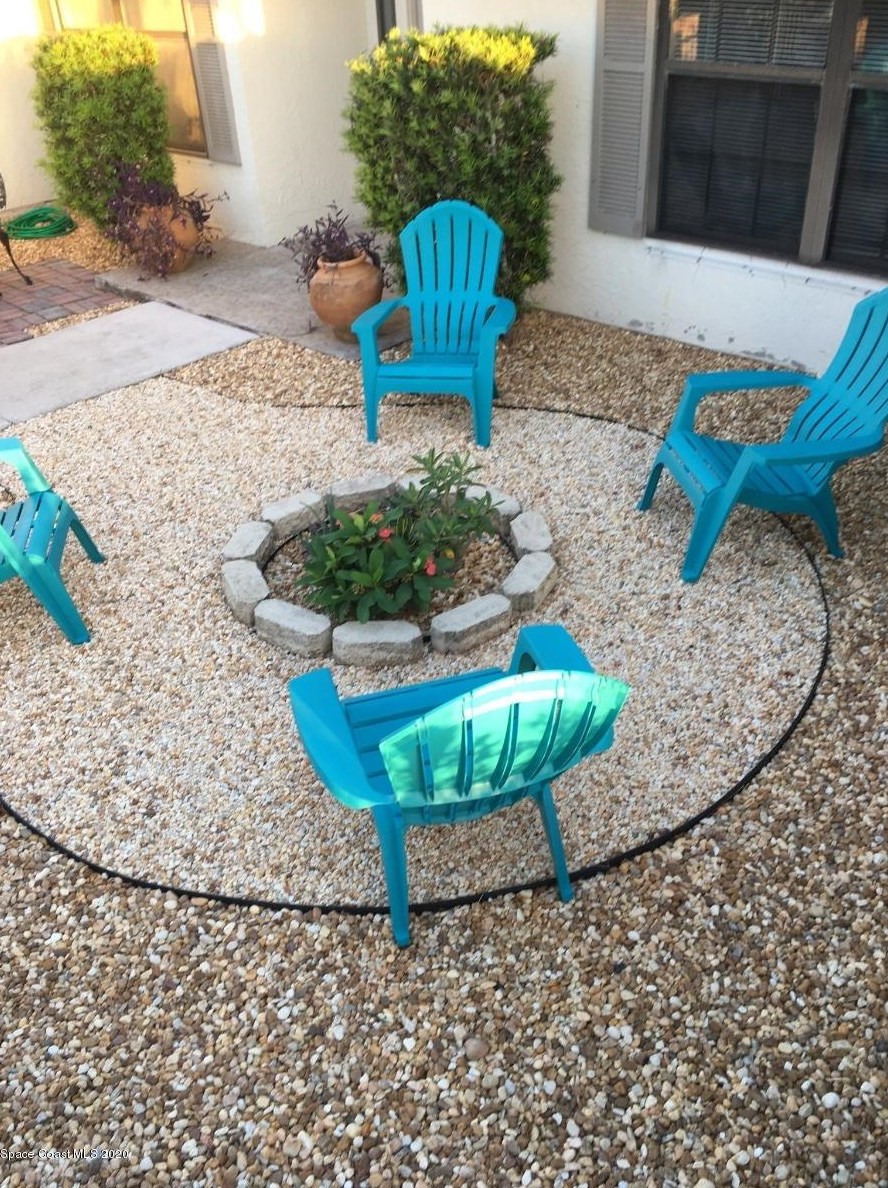 285 Utopia Cir, Merritt Island FL  32952-7100 exterior