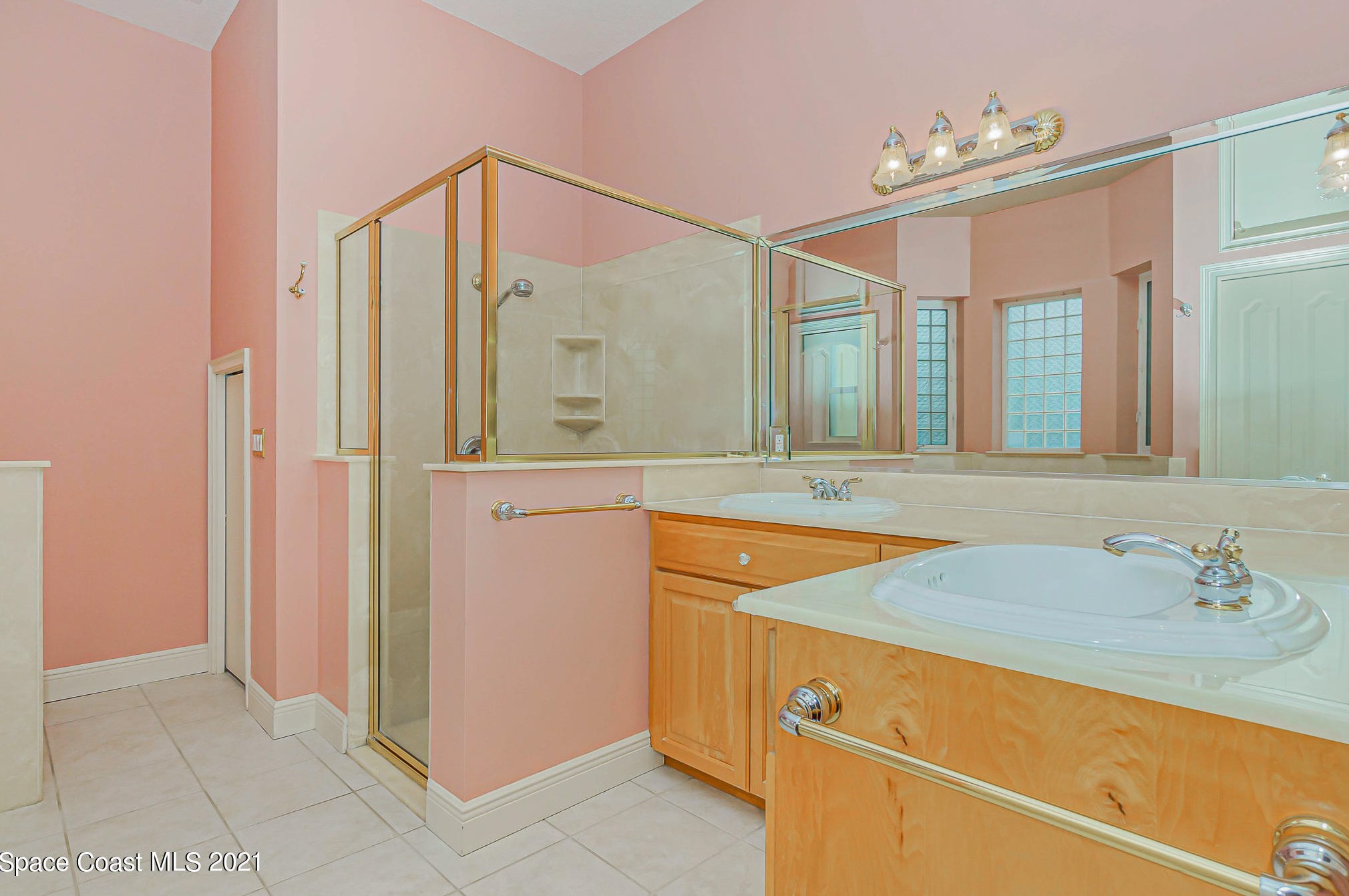 650 Hibiscus Dr, Melbourne FL  32937-2570 exterior